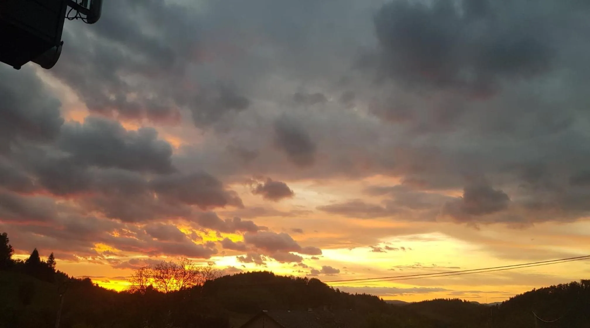 Pokoje Gościnne Art- Dworek