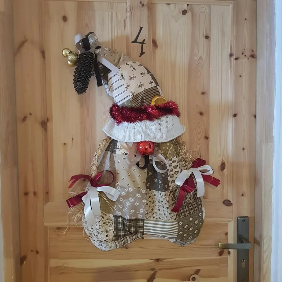 Pokoje Gościnne Art- Dworek