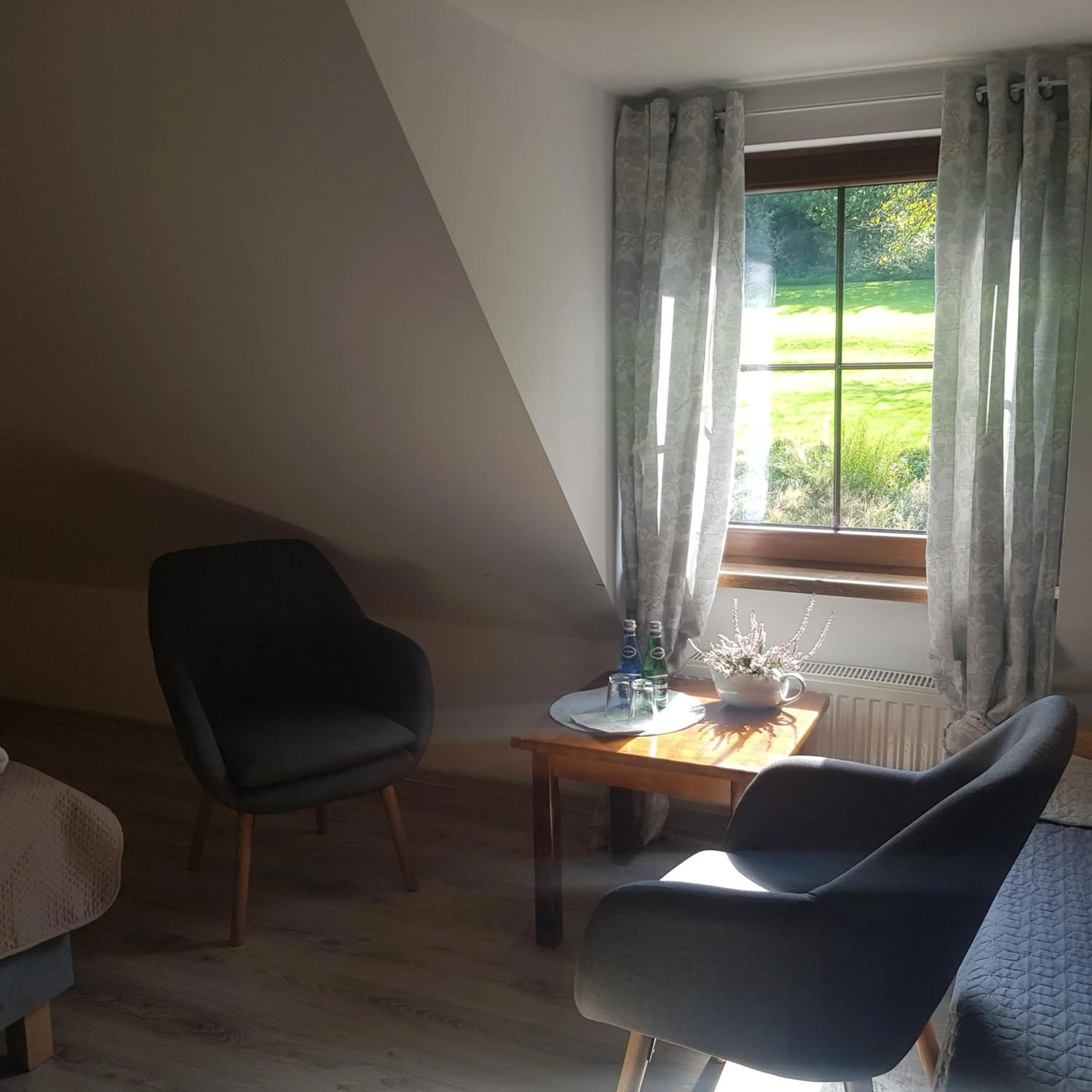 Pokoje Gościnne Art- Dworek