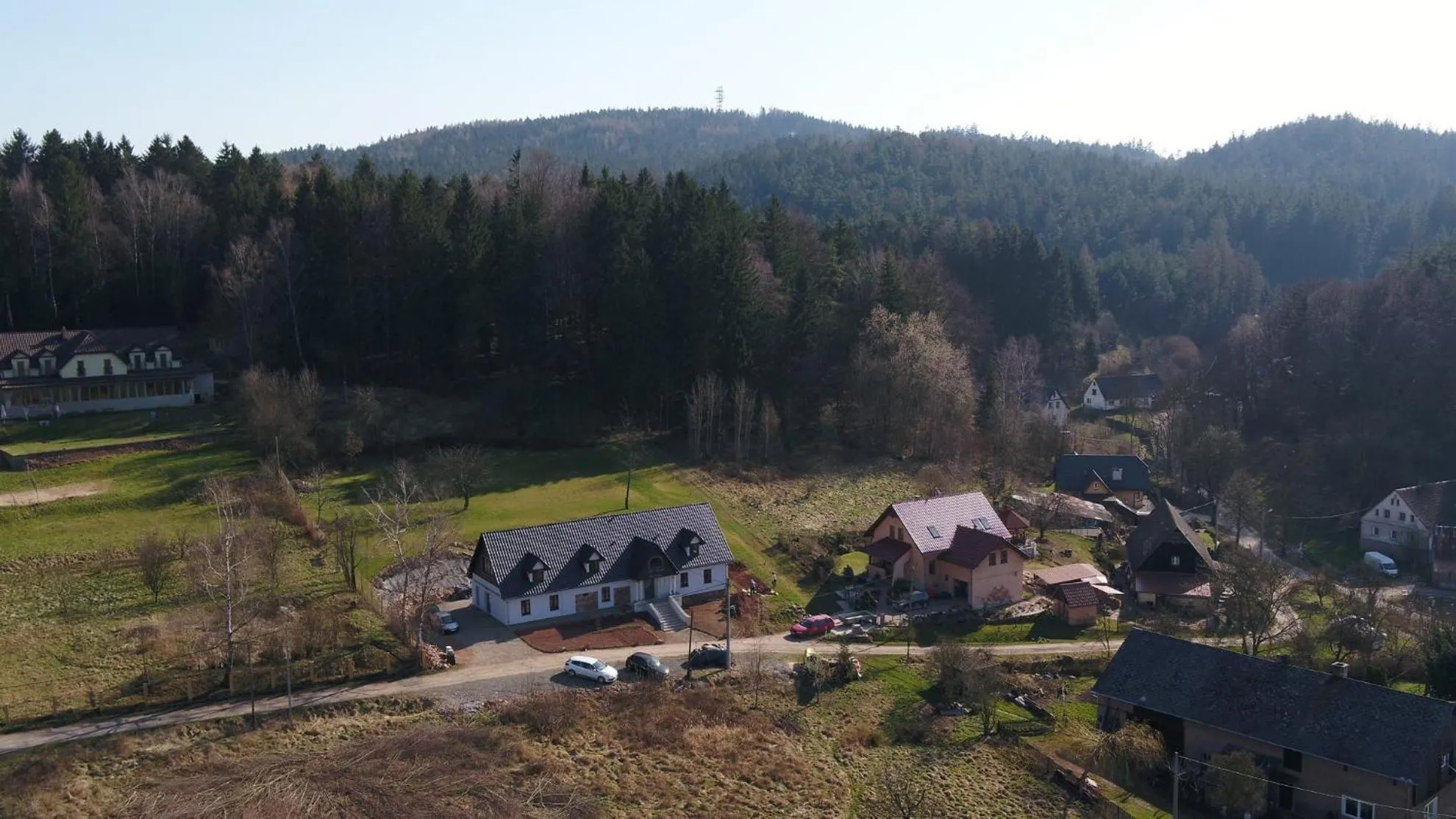 Pokoje Gościnne Art- Dworek