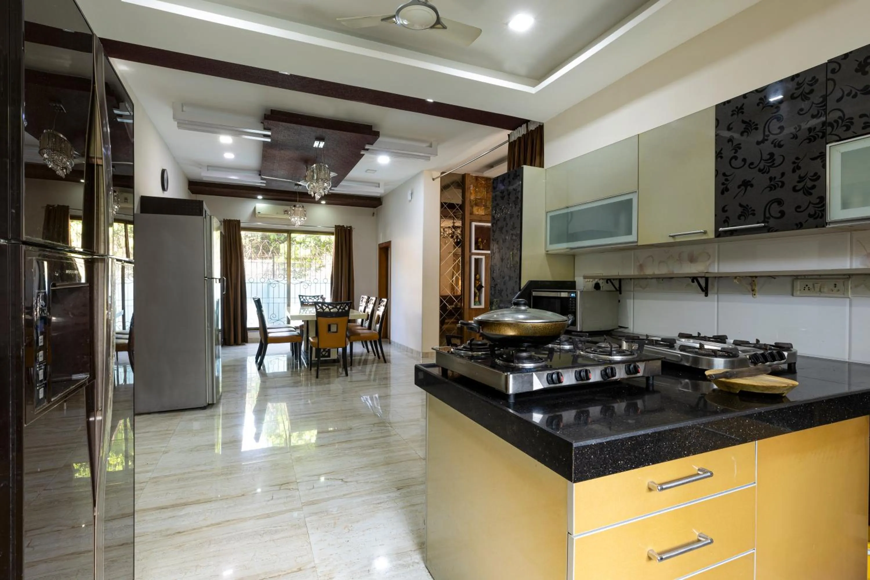 kitchen in Geeta Bhawan Villa