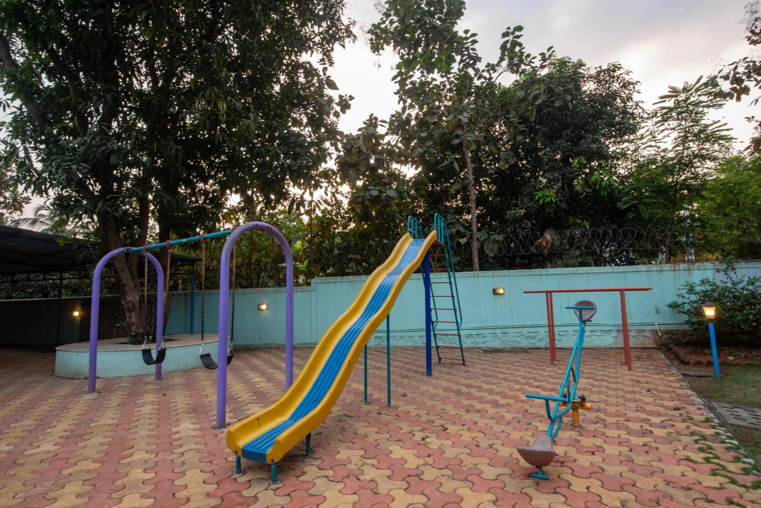Children play ground in Geeta Bhawan Villa