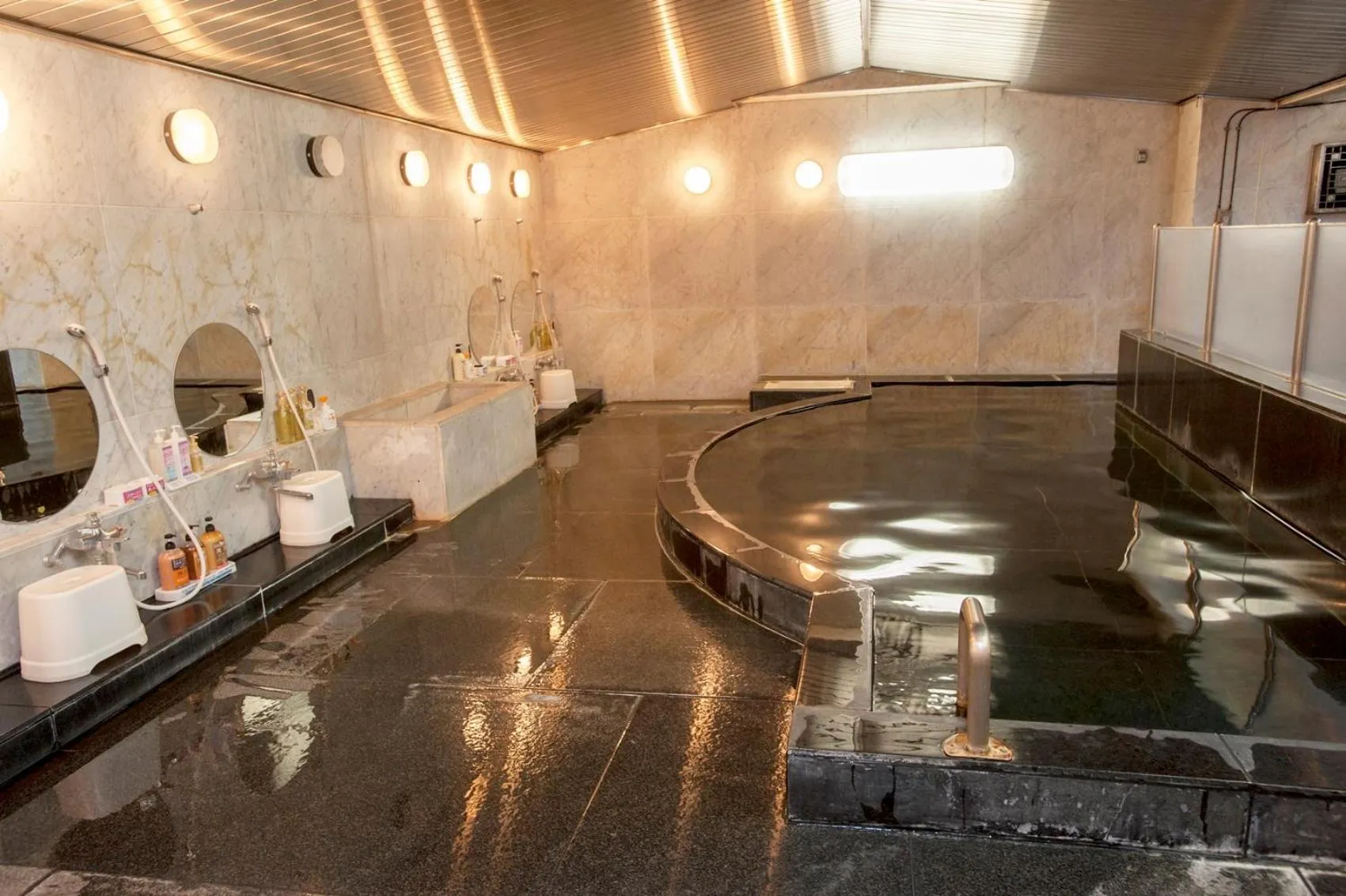 Hot Spring Bath in The Gran Resort Elegante Atami