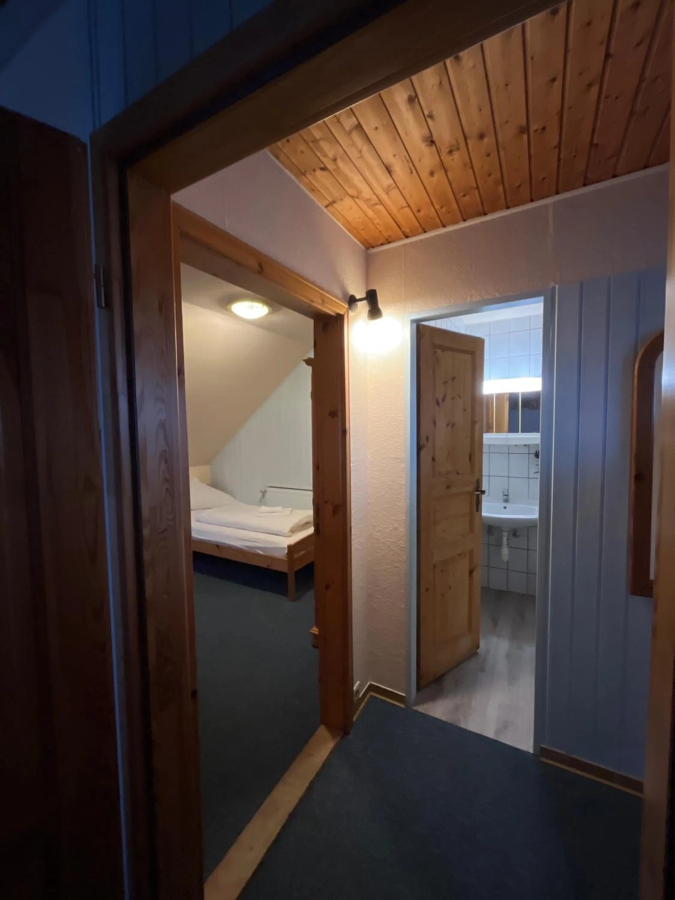 Bed in Hotel Mühleneck