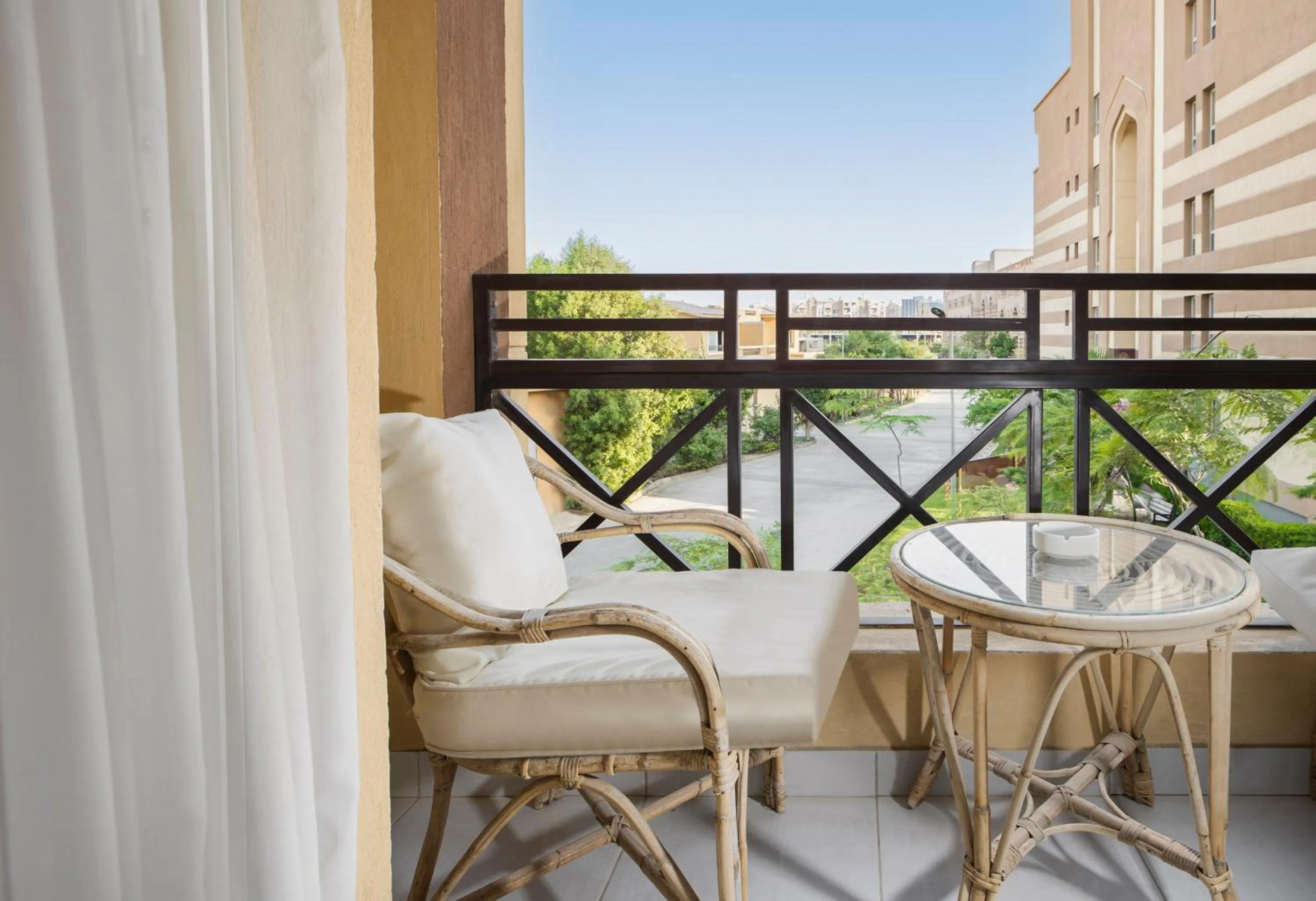 Balcony/Terrace in Vibotel Residence Hotel Apartments