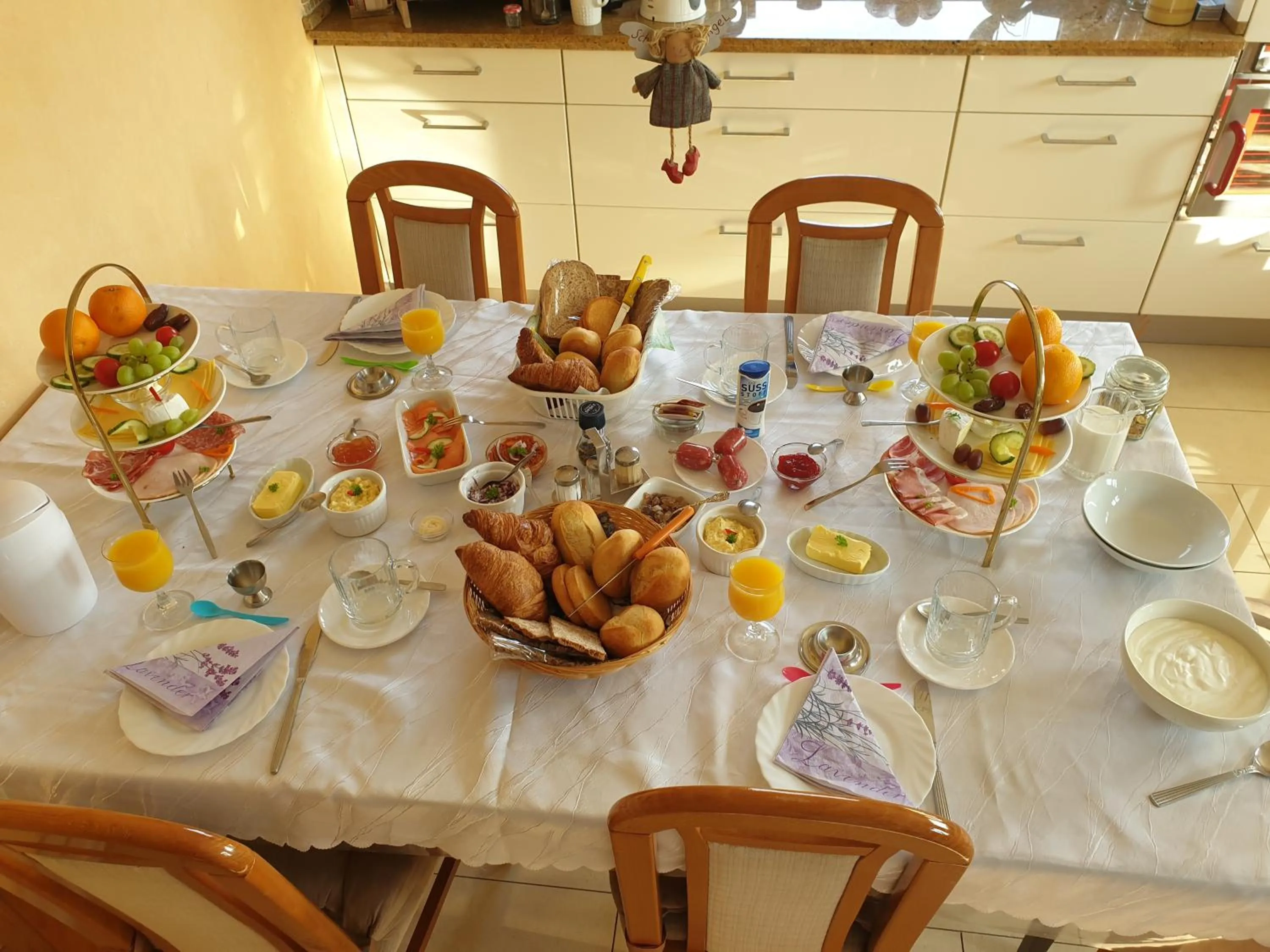 Breakfast in B & B Buchhorst 21481