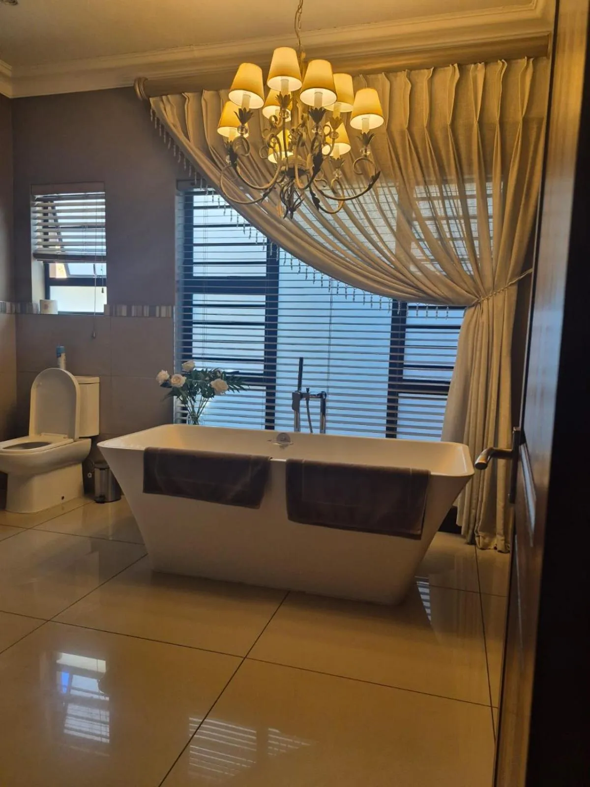 Toilet in Potch Manor Guest House