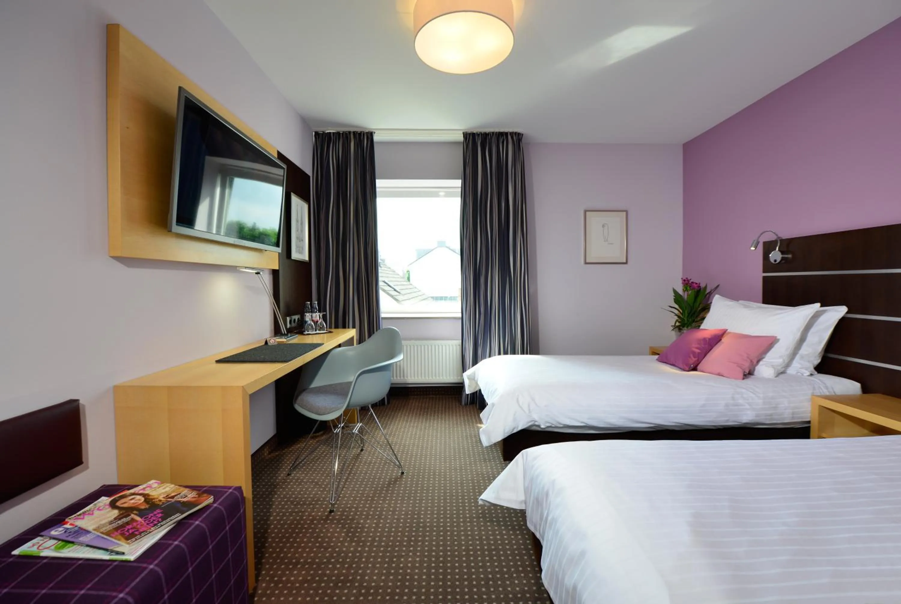 Photo of the whole room, Bed in Hotel Uhu Garni - Superior