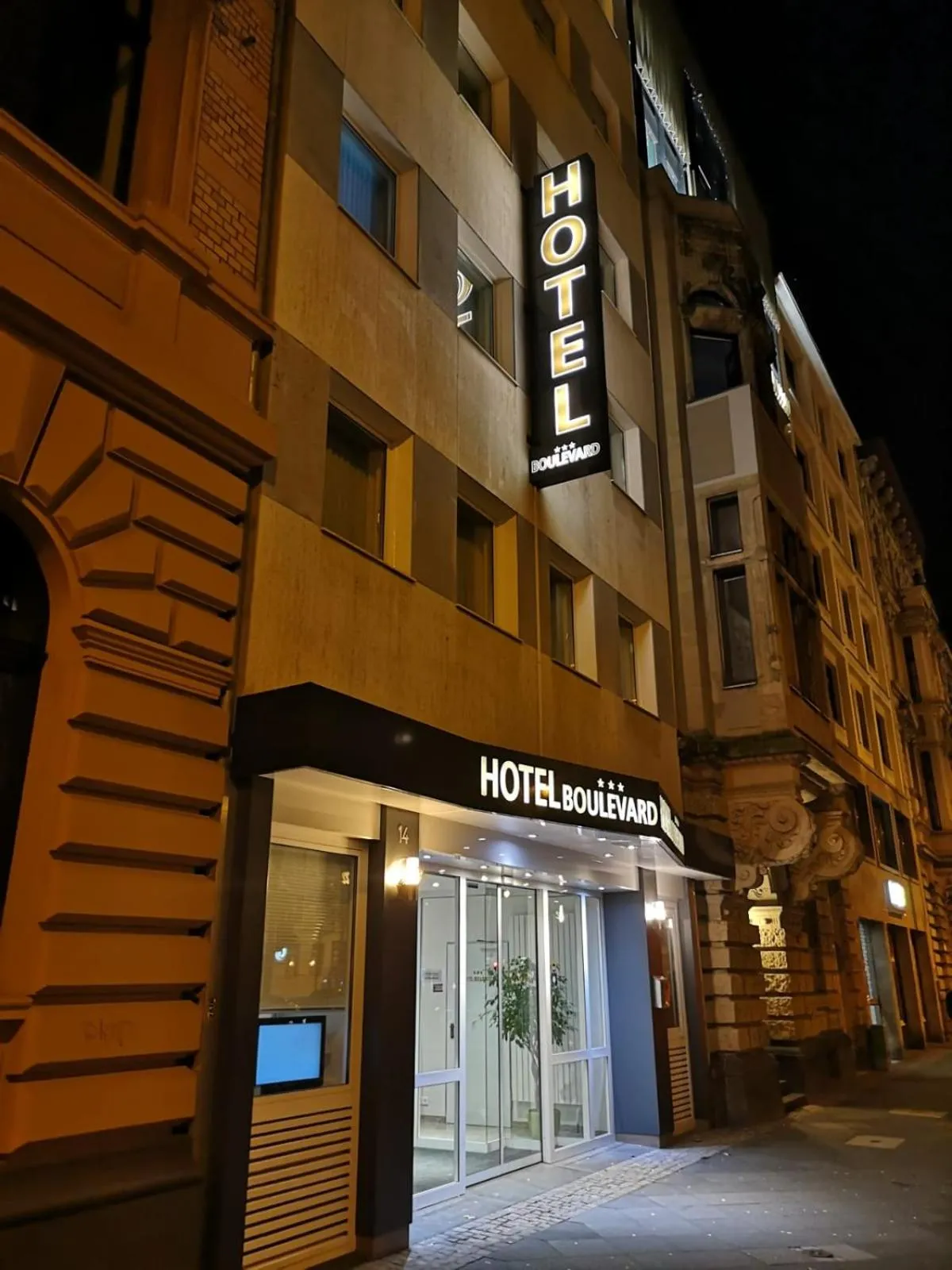 Facade/entrance in Hotel Boulevard