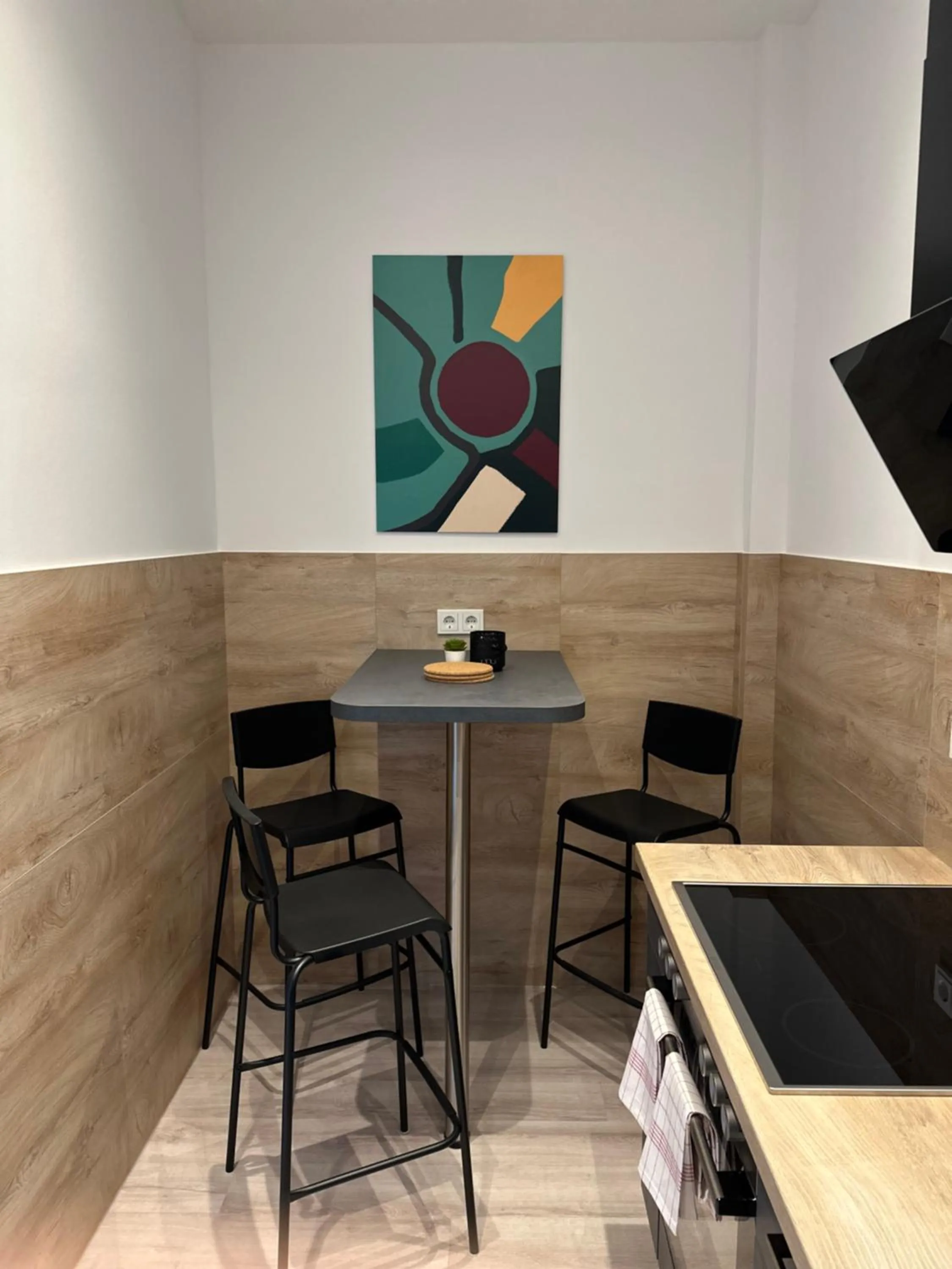 Kitchen or kitchenette in Hotel DH -Deutsches Haus-