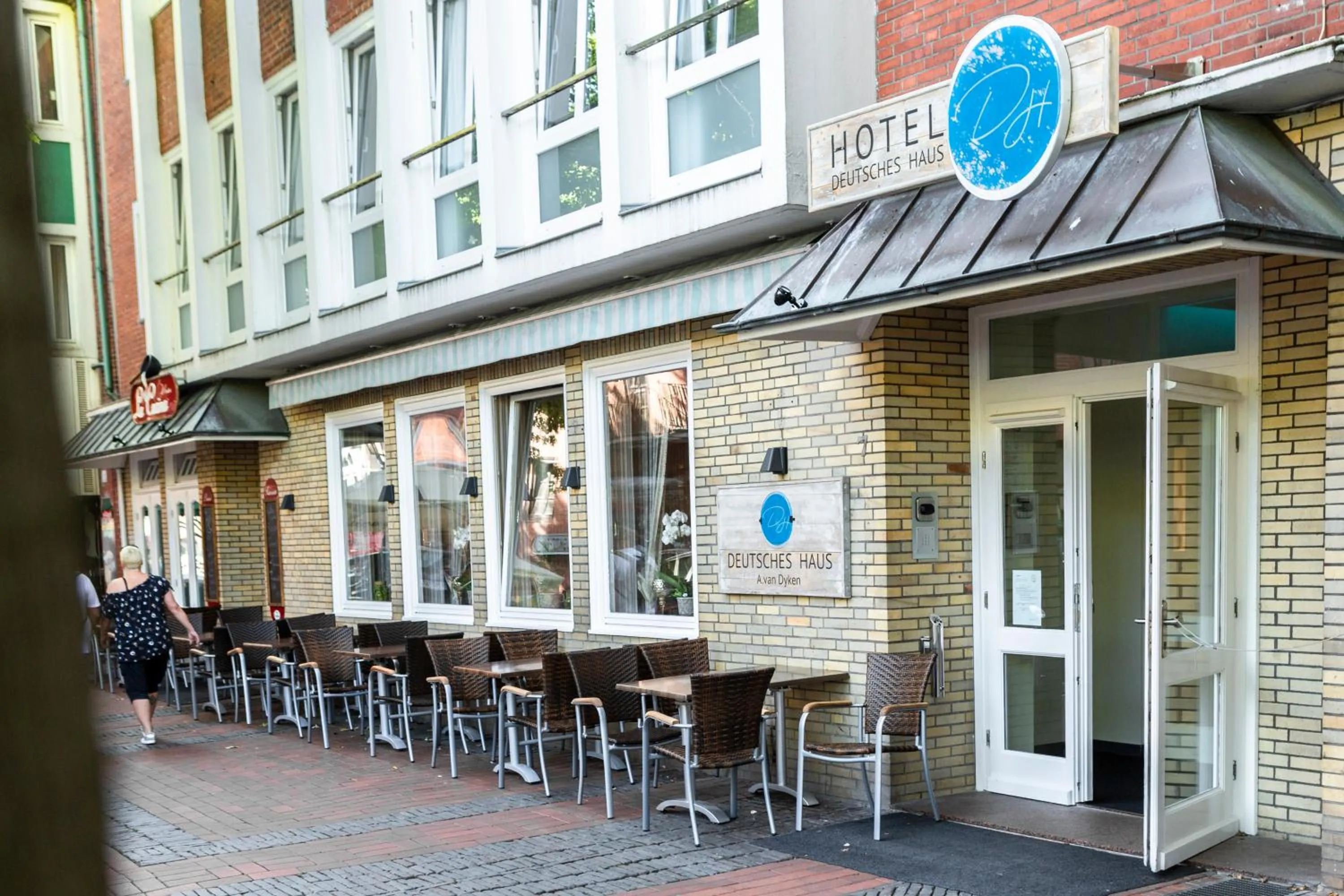 Facade/entrance in Hotel DH -Deutsches Haus-