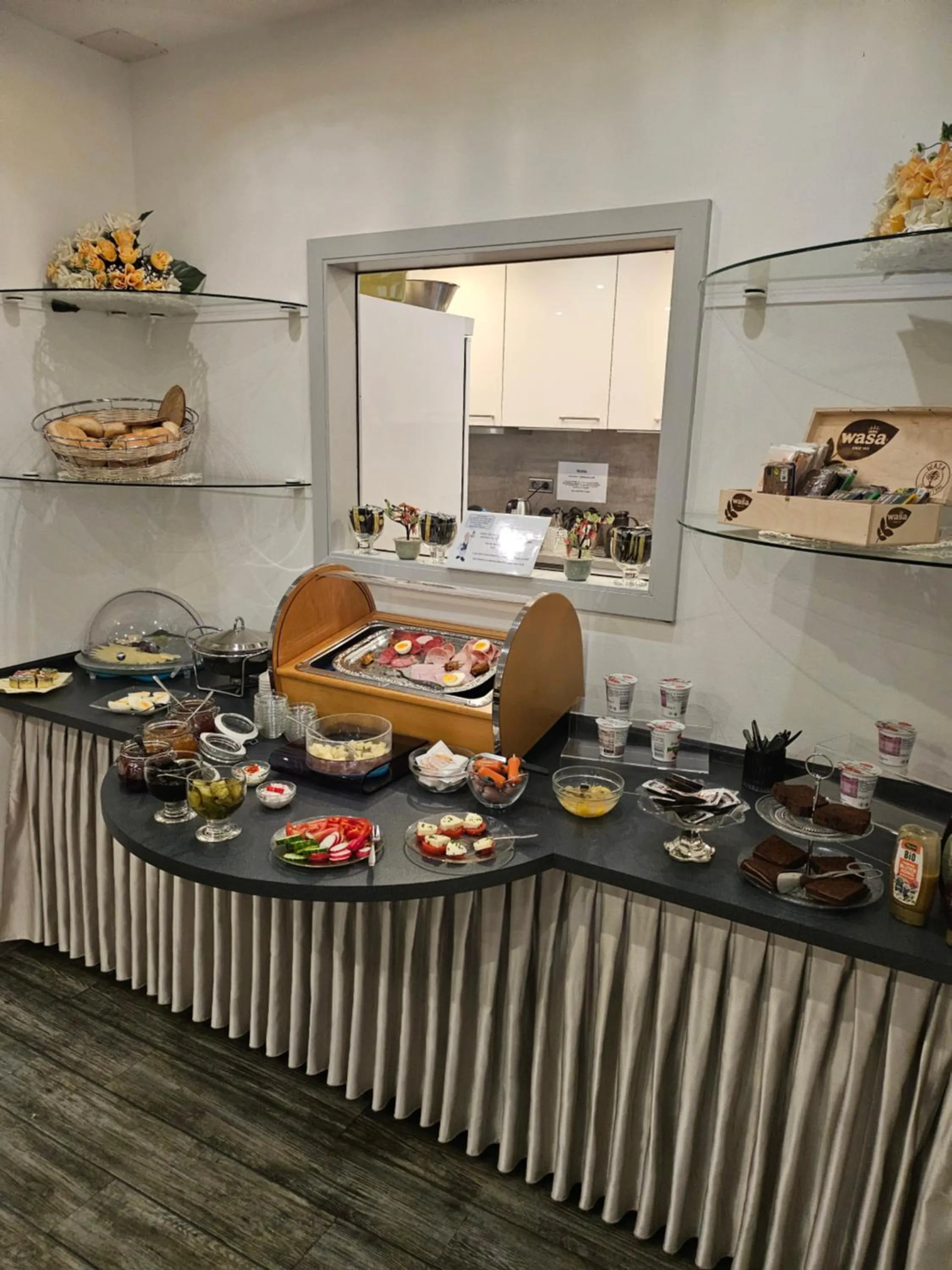 Breakfast in Hotel Regina