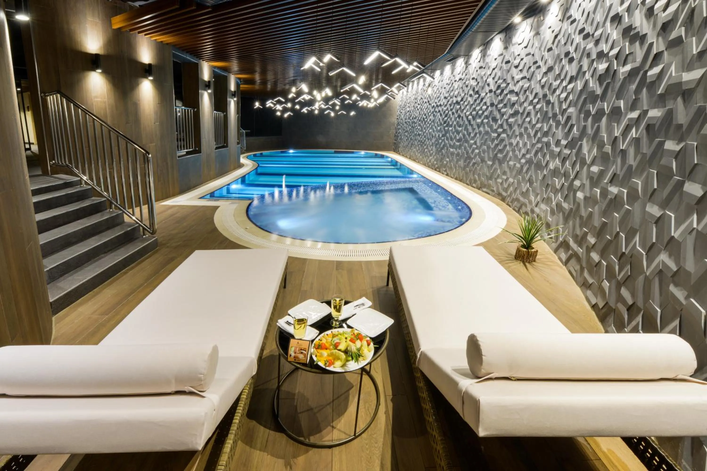 Swimming pool in Ankara Alegria Business Hotel