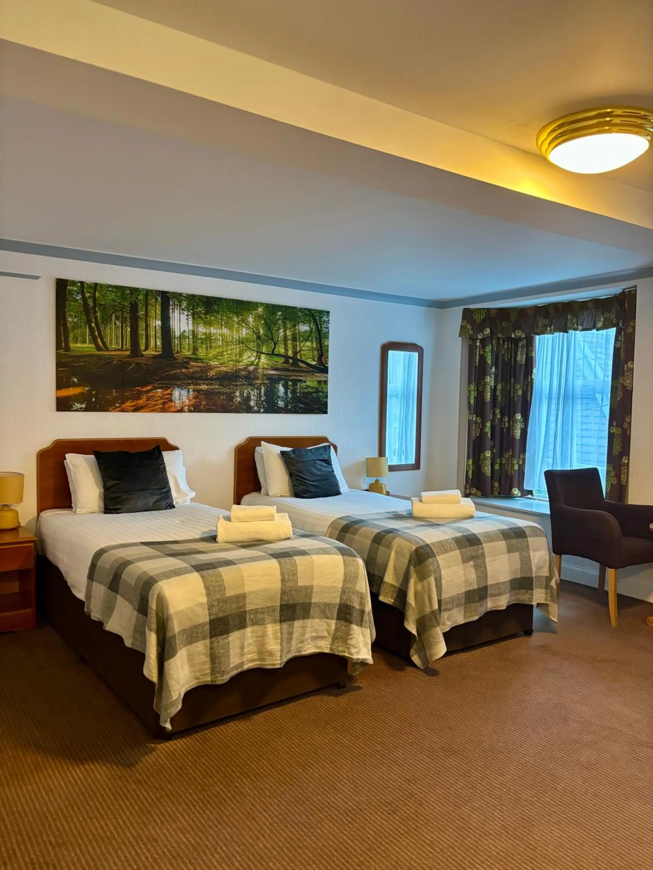 Bedroom, Bed in The Pitlochry Hydro Hotel