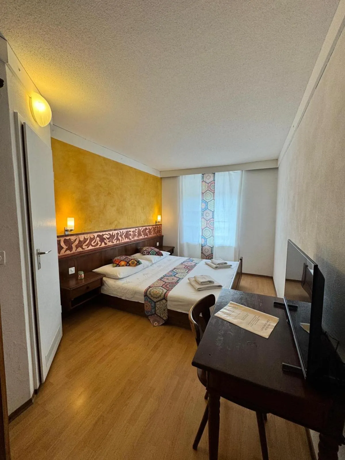 Photo of the whole room, Bed in Hotel Post Cunter Biancardi