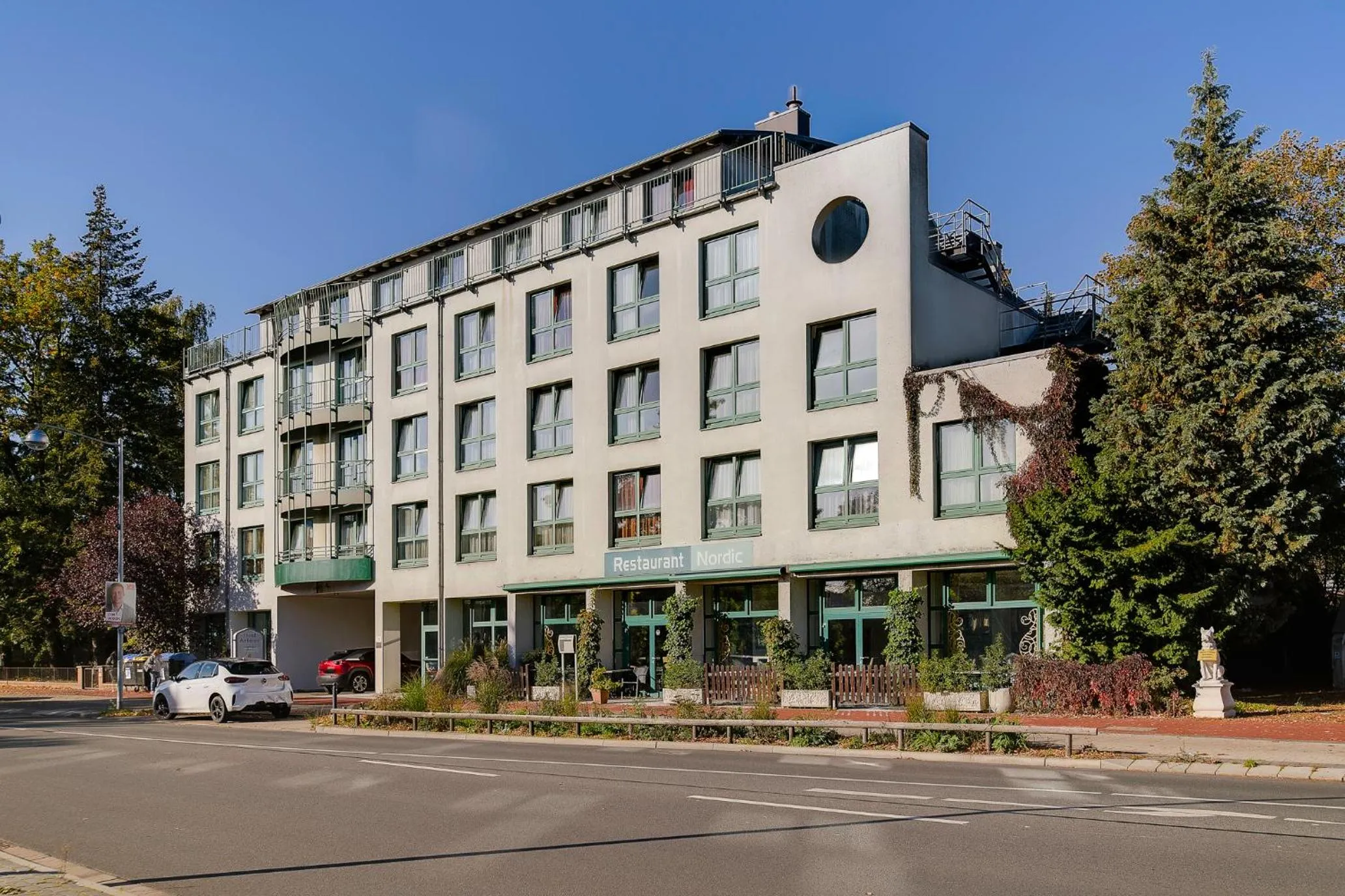Property building in Ambiente Langenhagen Hannover by Tulip Inn