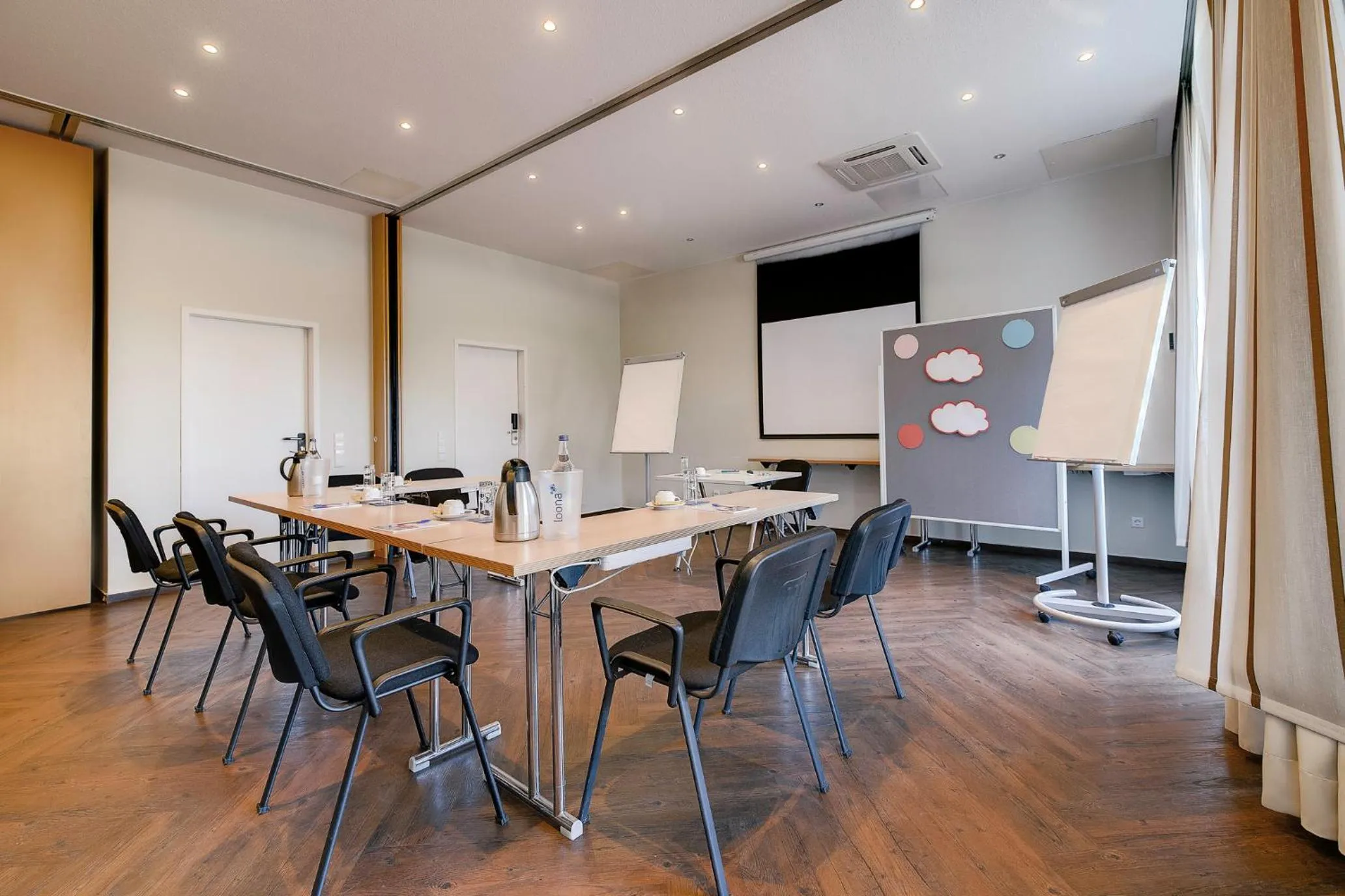 Property building in Ambiente Langenhagen Hannover by Tulip Inn