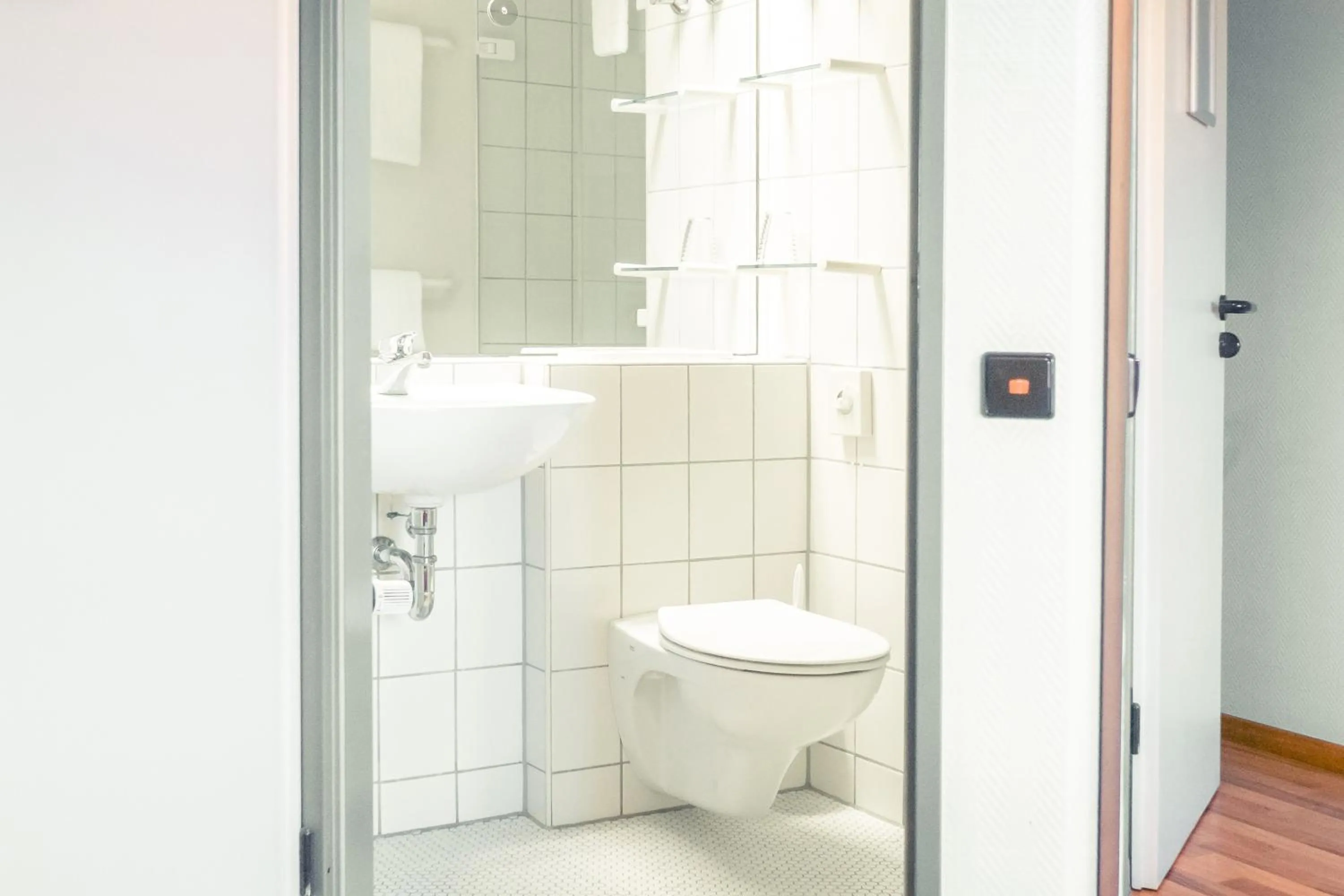 Bathroom in Ambiente Langenhagen Hannover by Tulip Inn