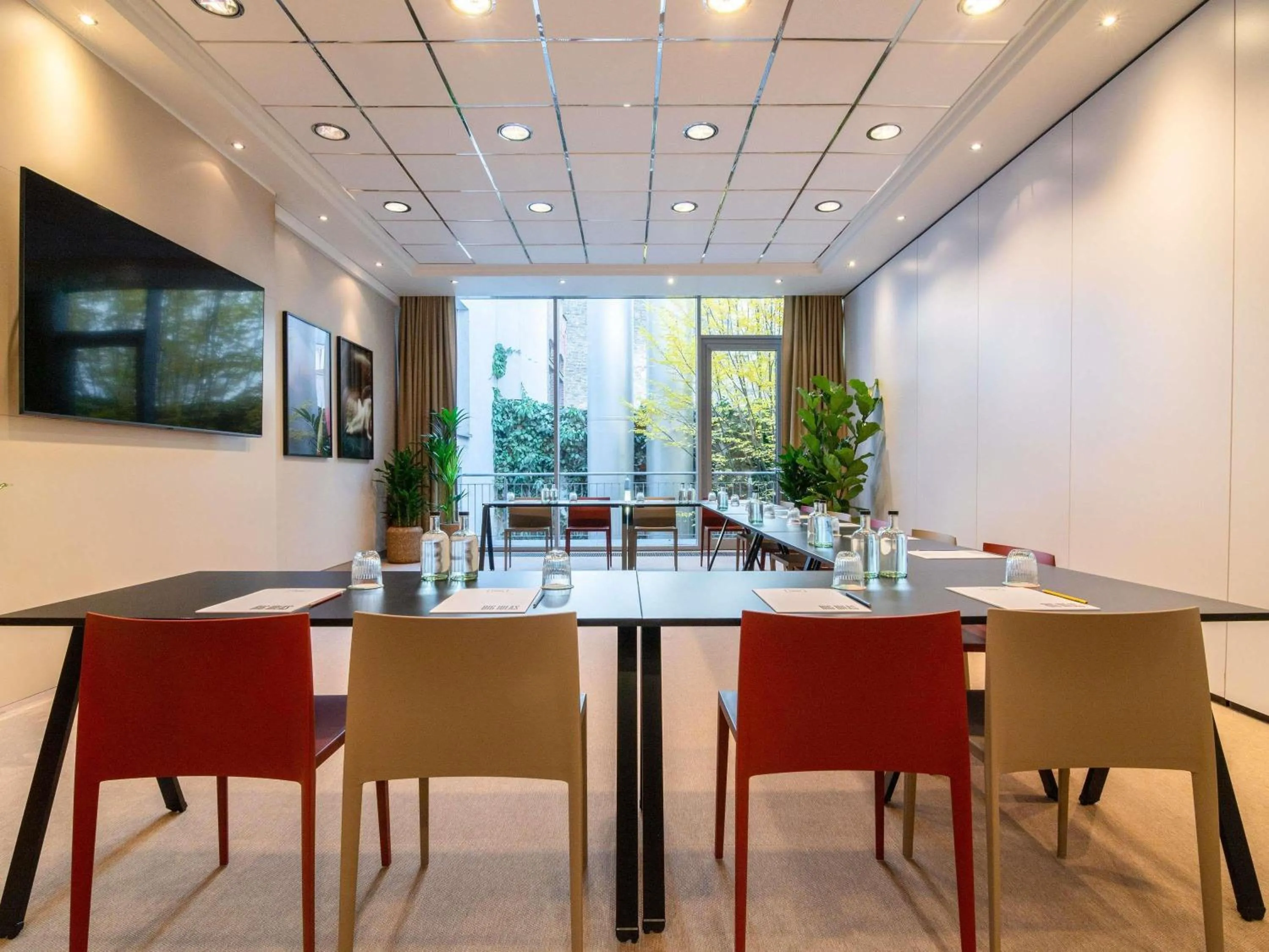 Meeting/conference room in TRIBE Düsseldorf