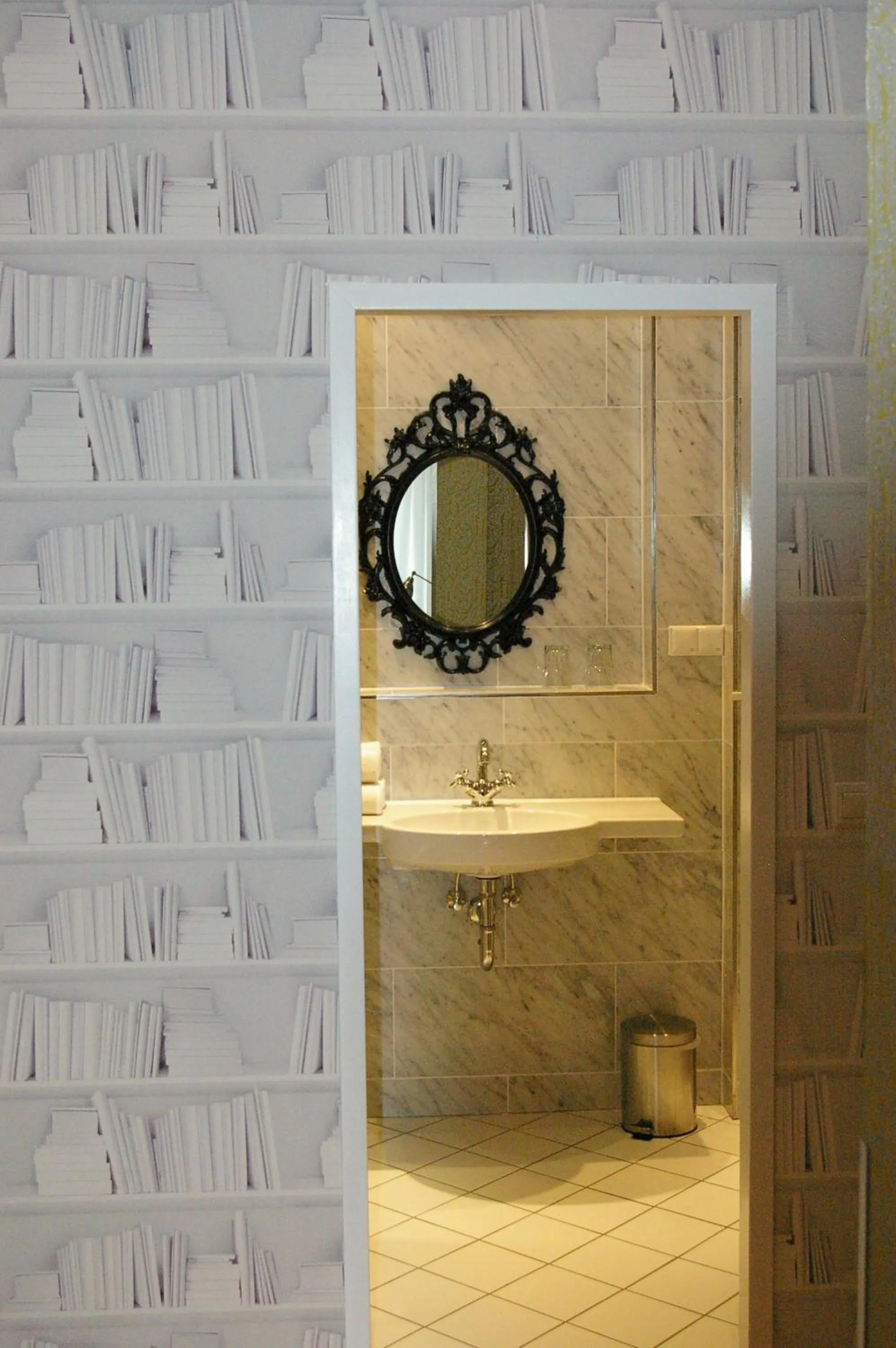 Bathroom in The Suite Hotel Garden