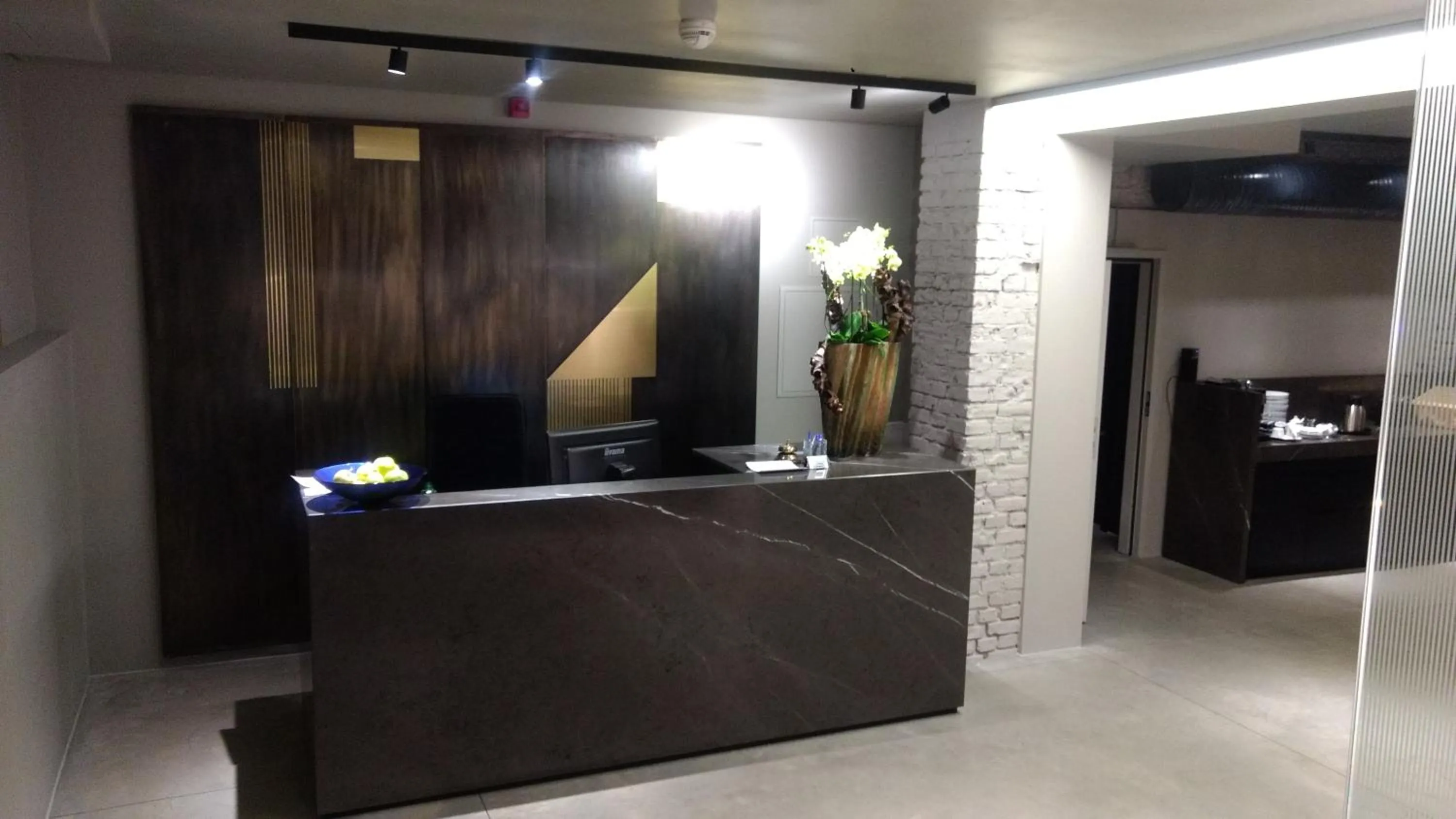 Lobby or reception in The Suite Hotel Garden