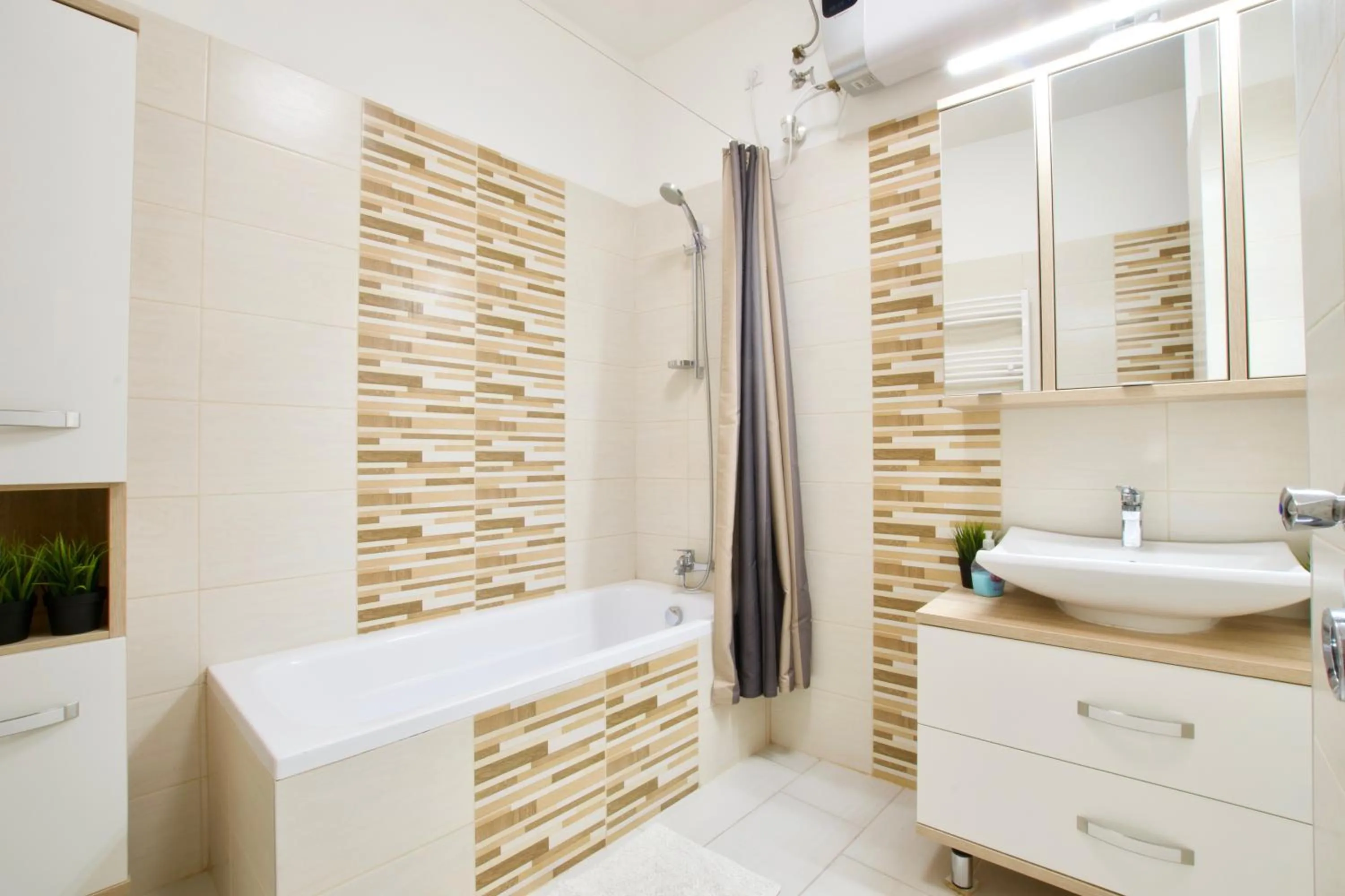 Premium Apartments by Hi5 - Elegant Suites