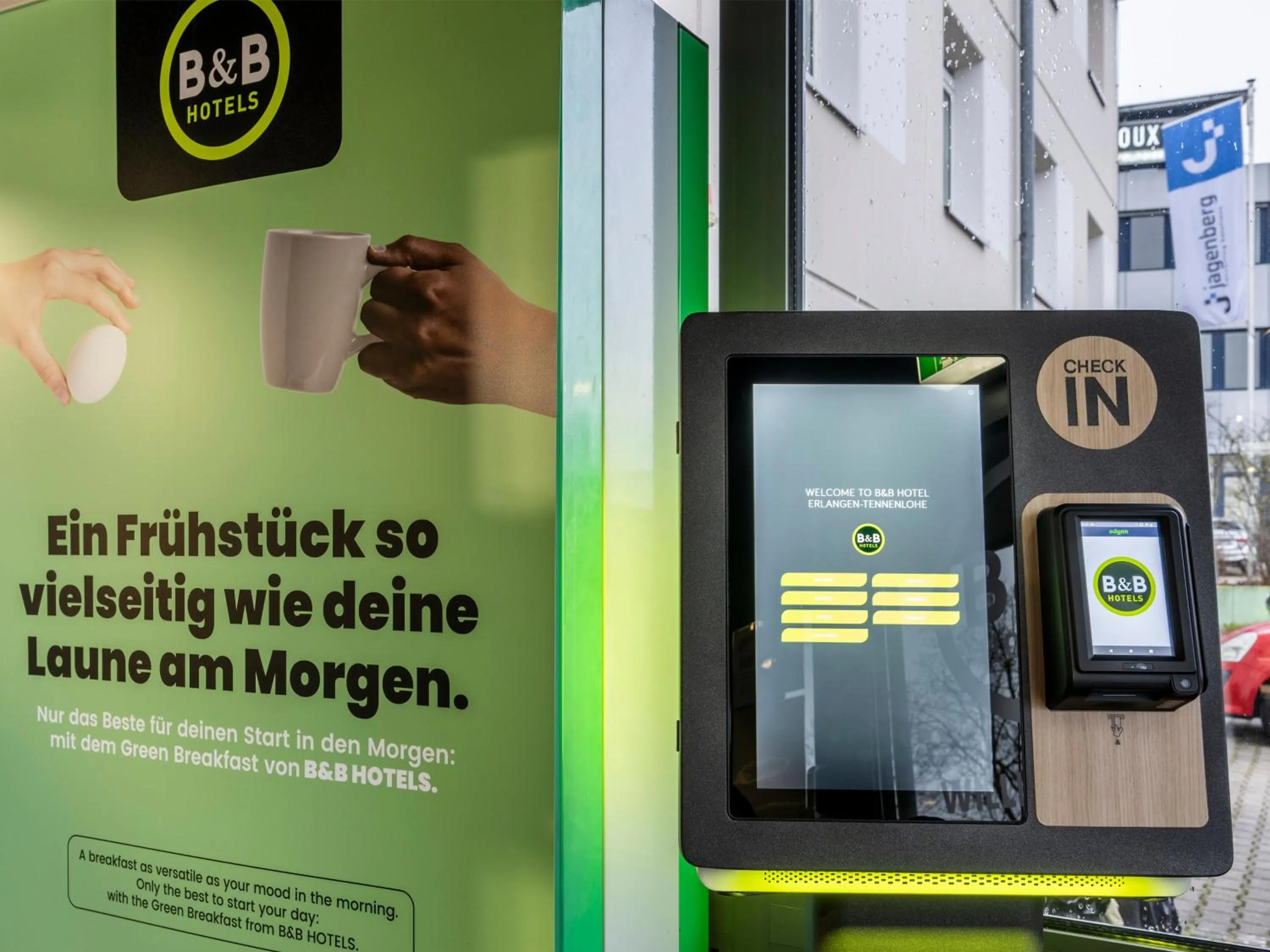 Lobby or reception in ibis budget Bremen City Süd