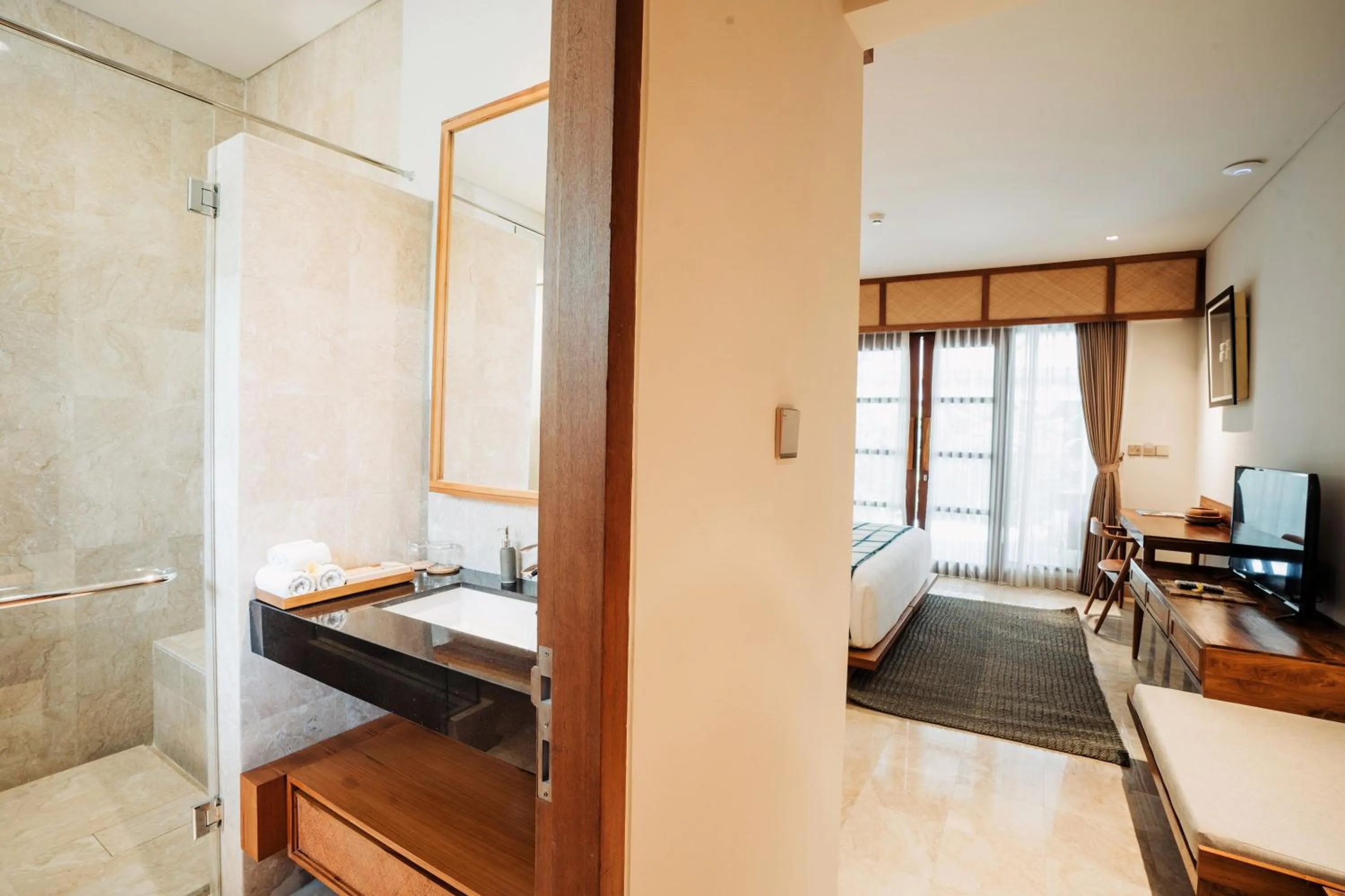 Bathroom, Bed in Dinara Ubud