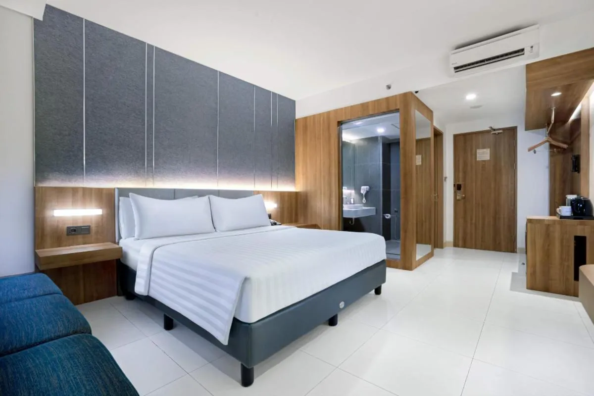 Bed in Aston Sidoarjo City Hotel & Conference Center