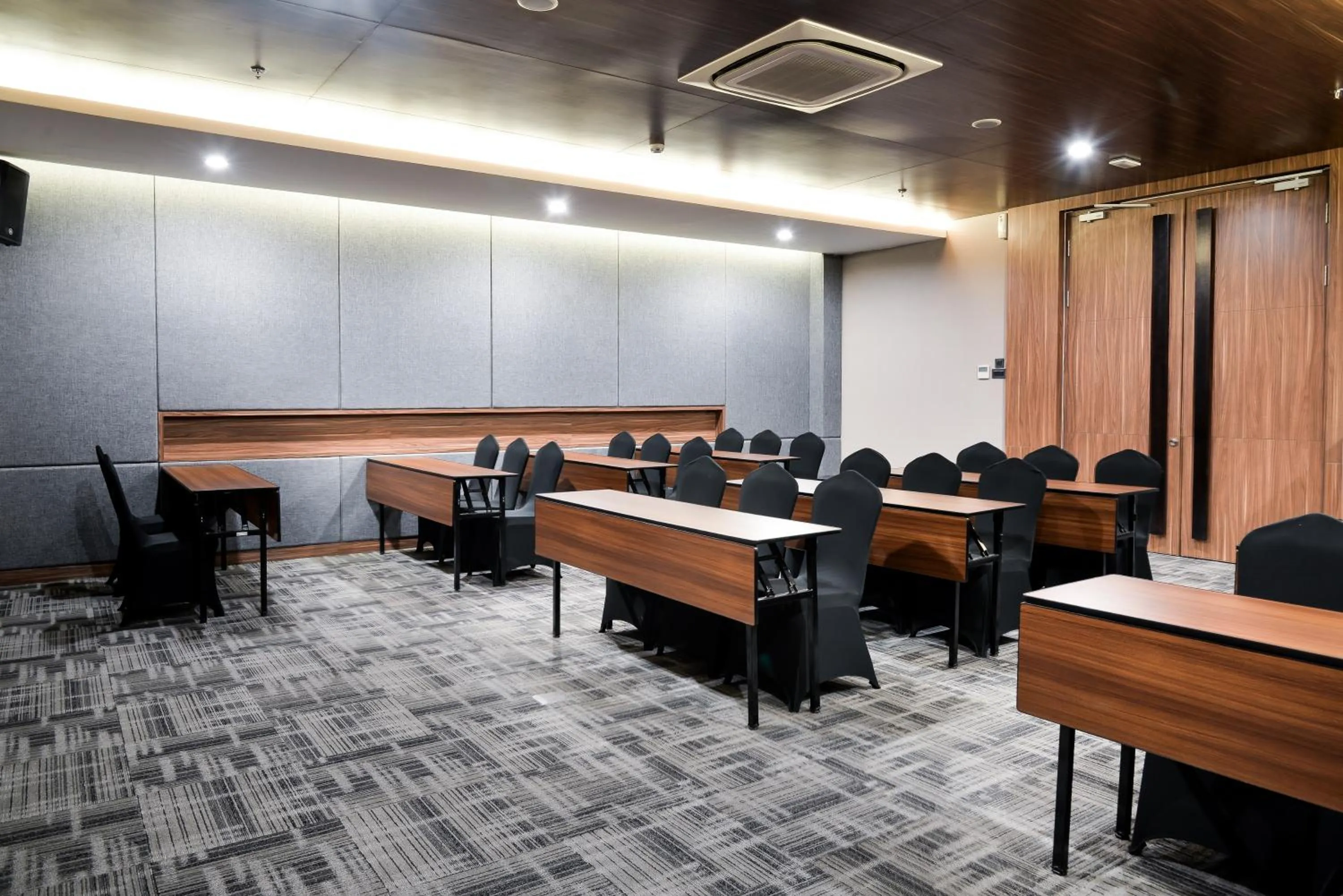 Meeting/conference room in Aston Sidoarjo City Hotel & Conference Center