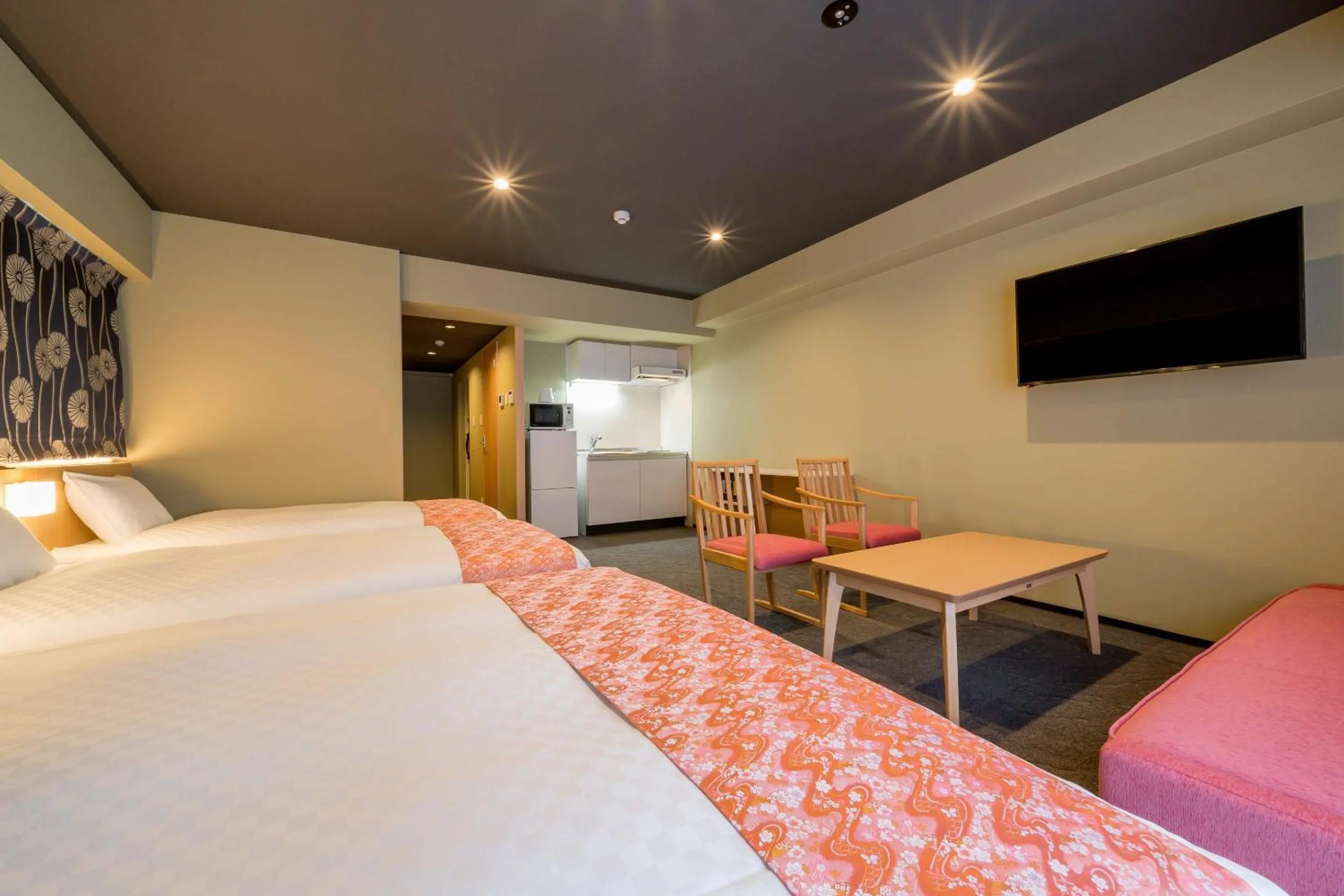 Living room, Bed in RESI STAY ANDON