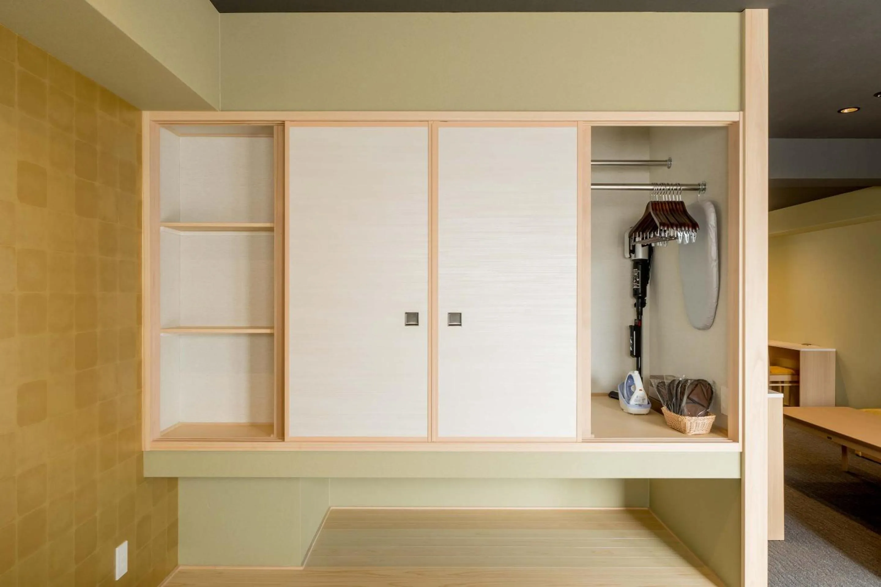 storage in RESI STAY ANDON