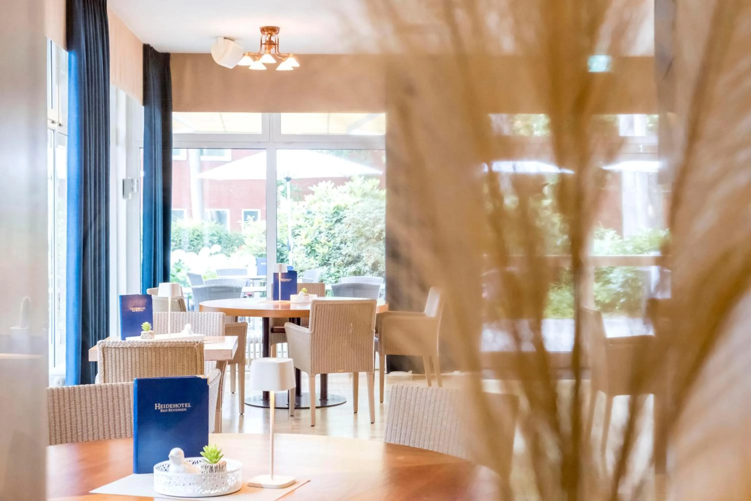 Lounge or bar in Heidehotel Bad Bevensen