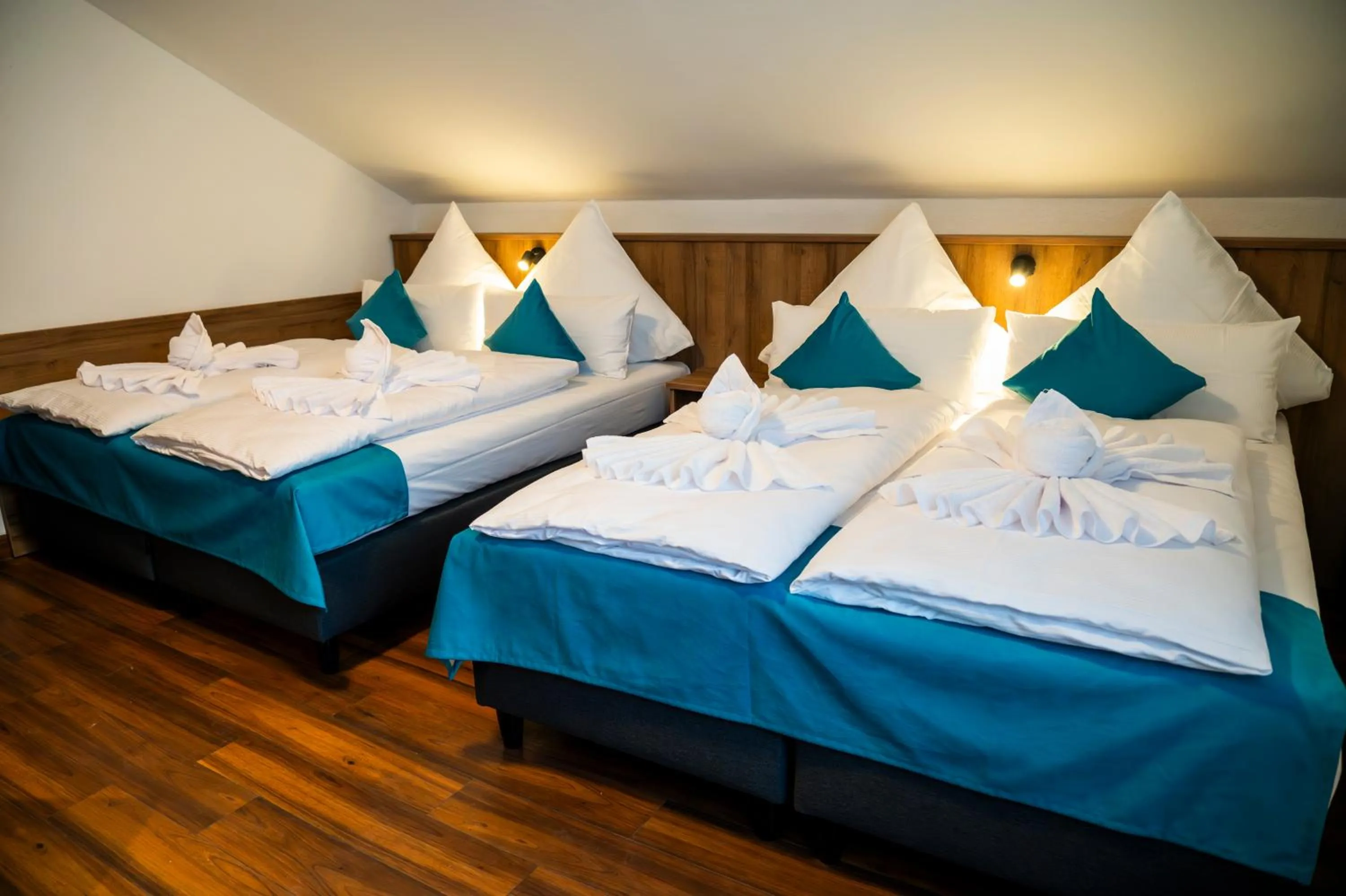 Bed in Hotel Hansa Stuttgart City