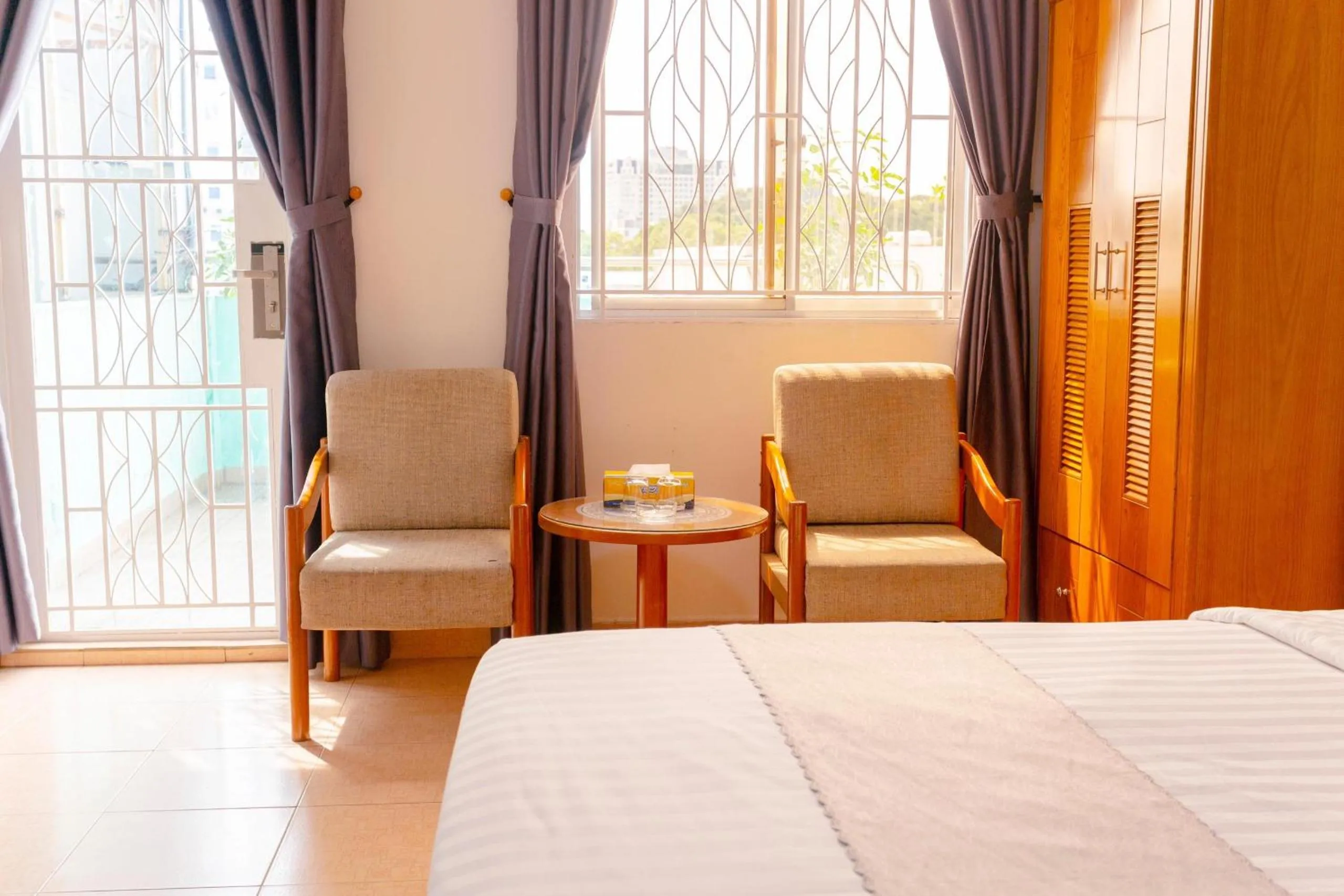 Photo of the whole room, Bed in Giang Linh Hotel