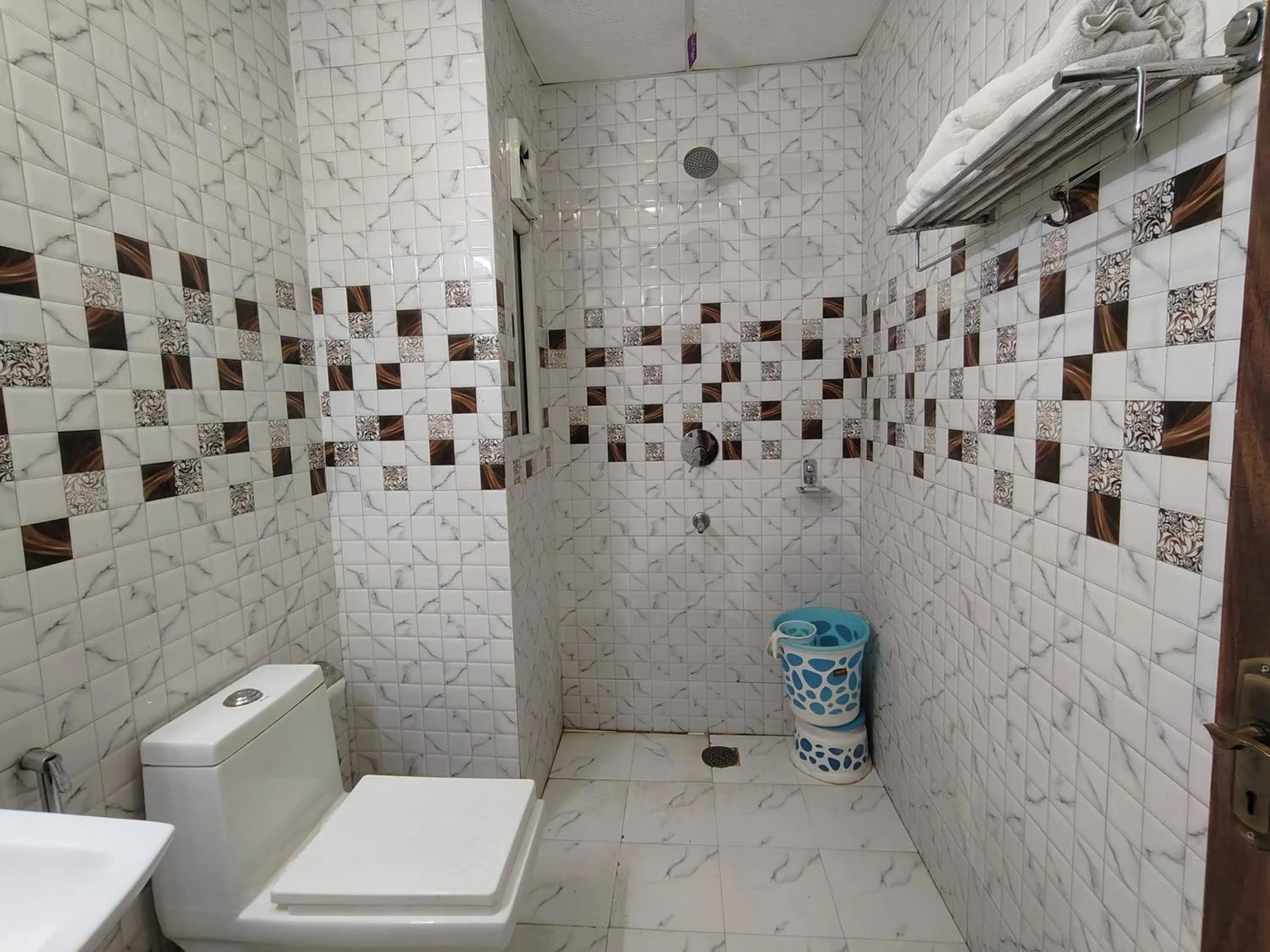 washing machine in Dwelling Residency