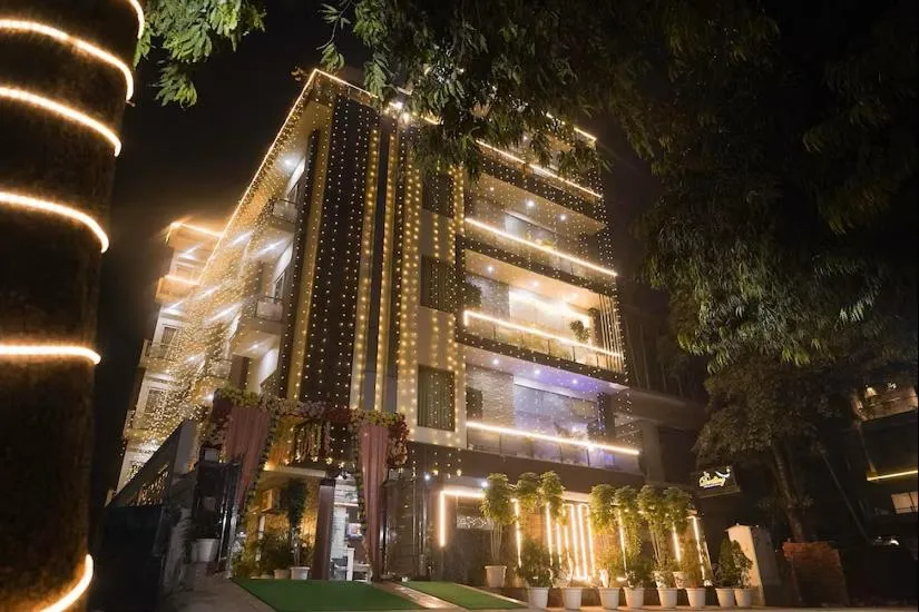 Facade/entrance in Dwelling Residency Hotel