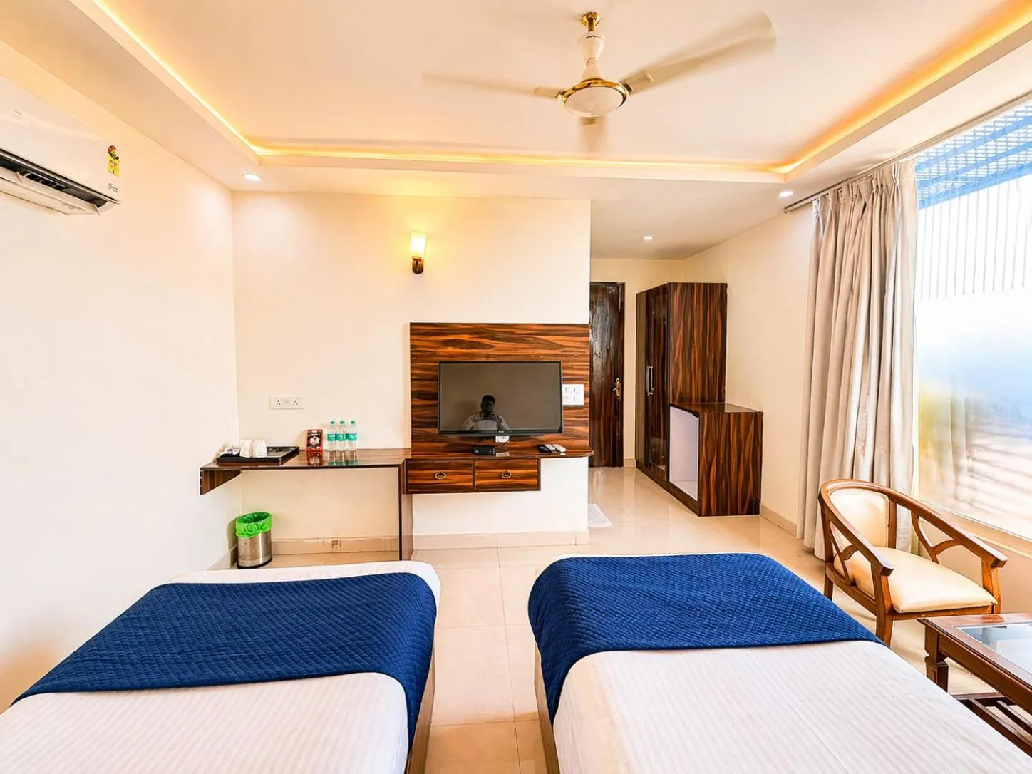 Bed in Dwelling Residency Hotel