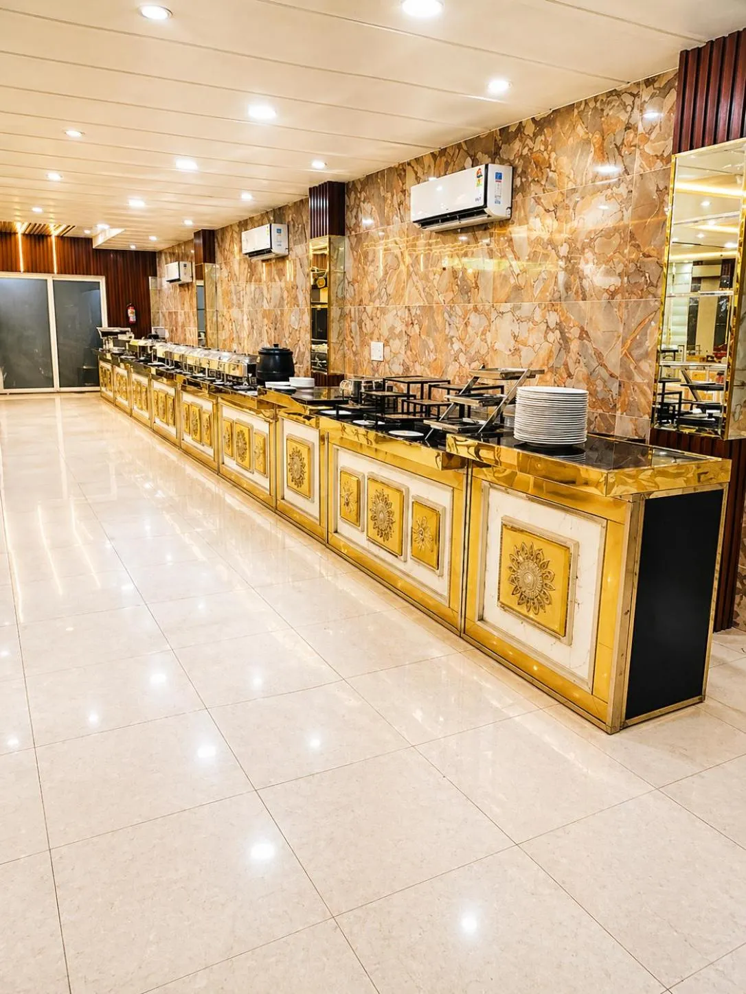Banquet/Function facilities in Dwelling Residency Hotel