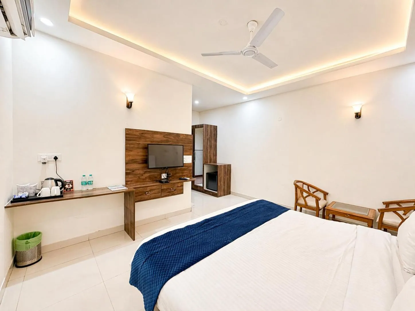Bed in Dwelling Residency Hotel