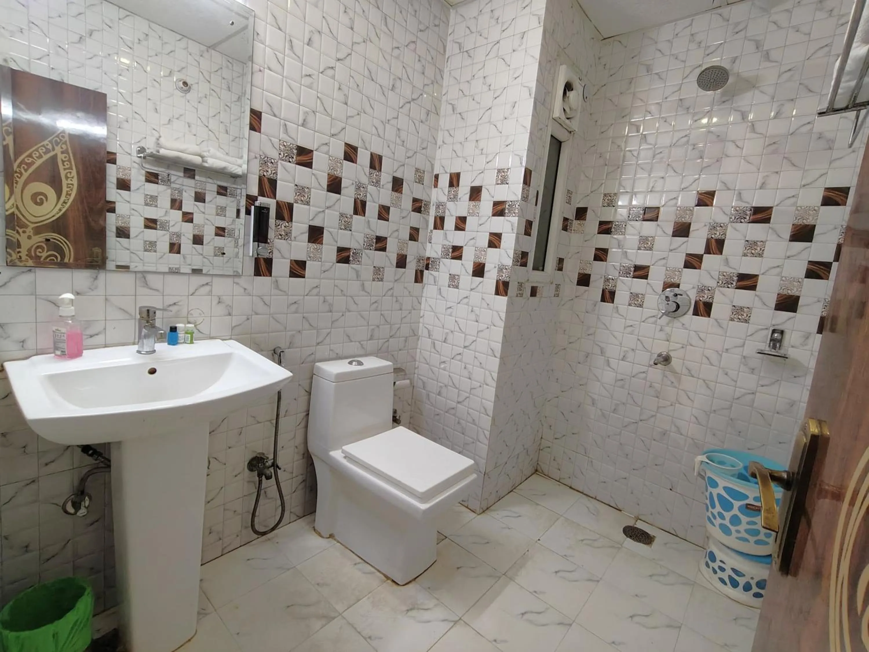 washing machine in Dwelling Residency