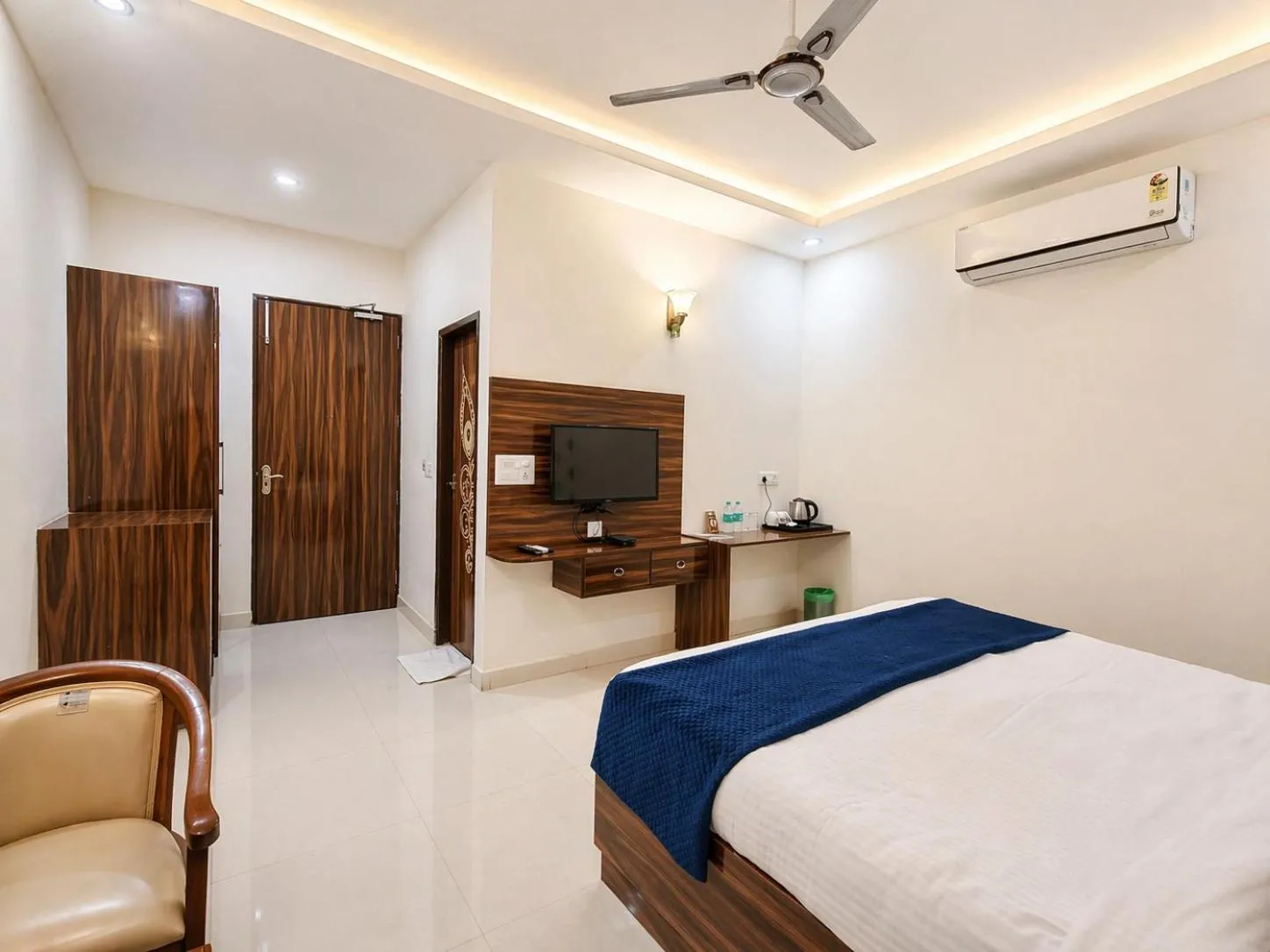 Bed in Dwelling Residency Hotel