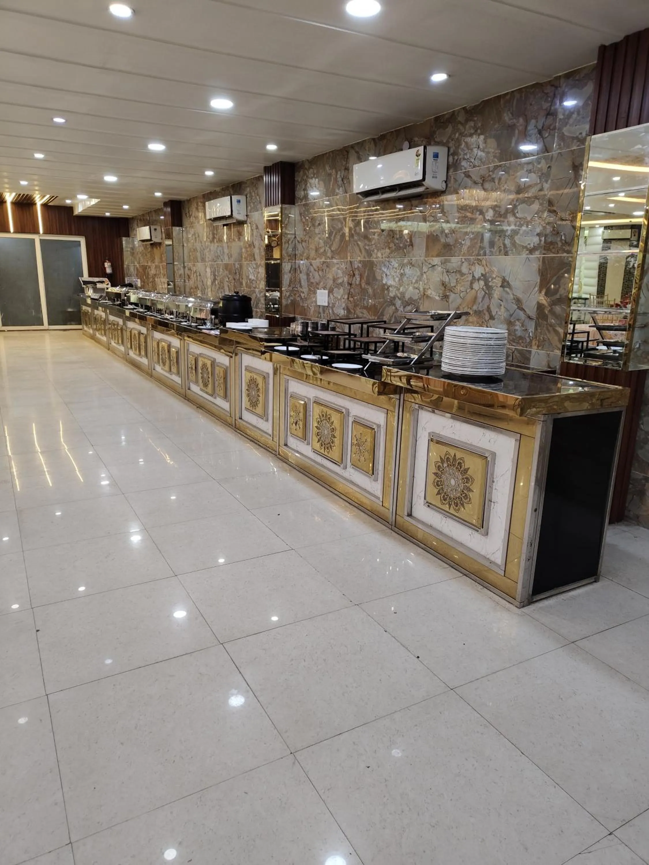 Banquet/Function facilities in Dwelling Residency