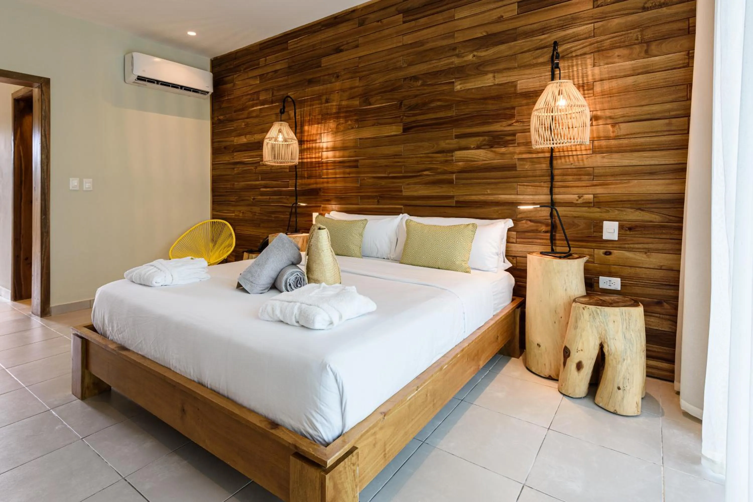 Bedroom in Saman Boutique Hotel By Mint