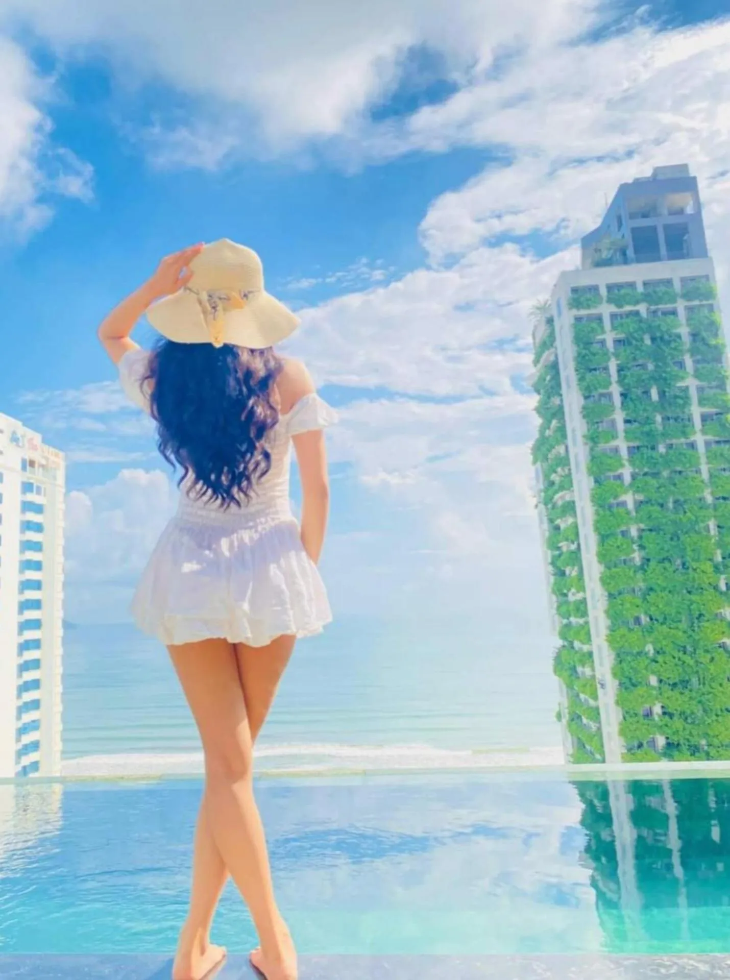 Swimming pool in Santa Luxury Hotel