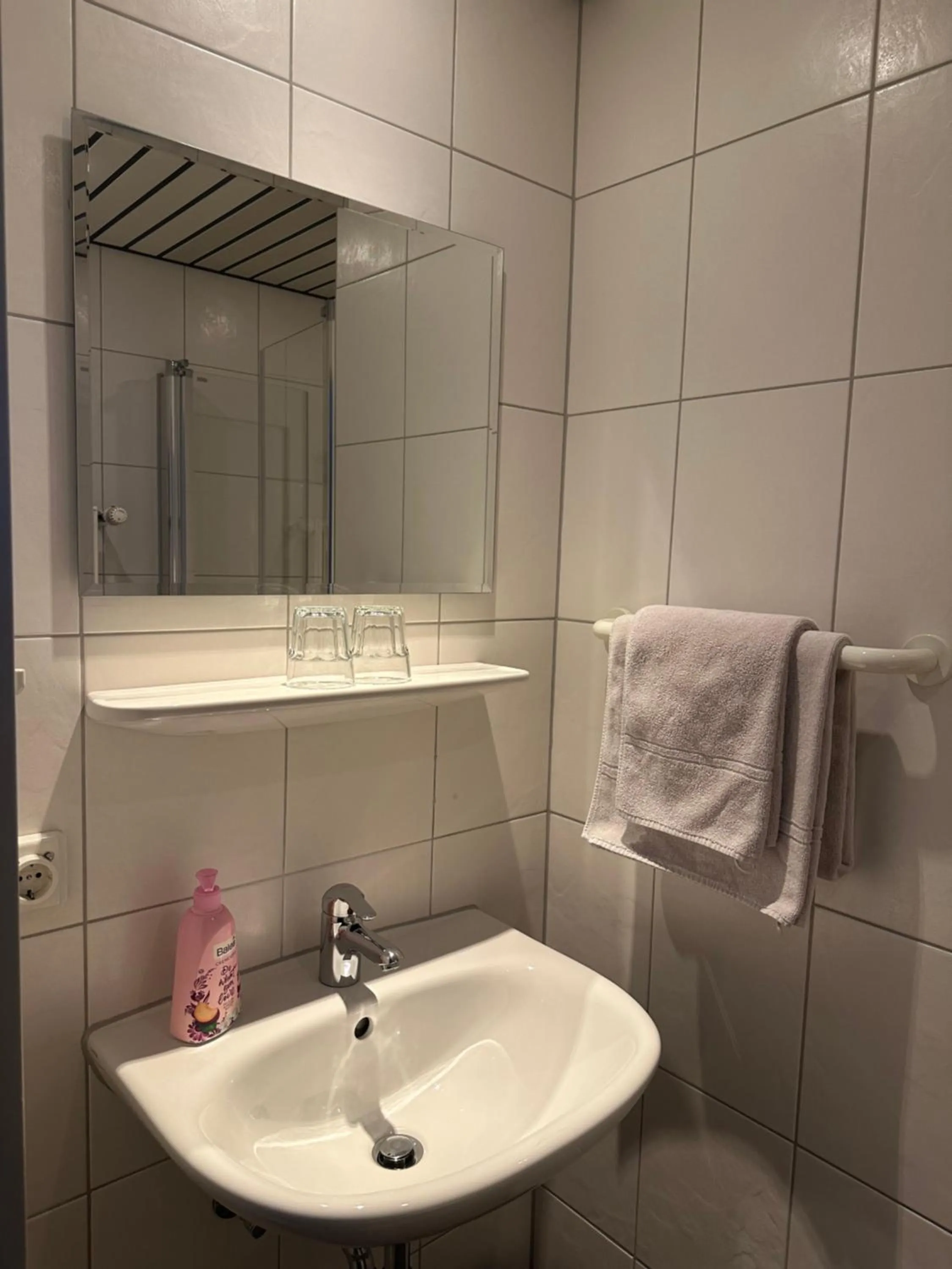 Bathroom in Hotel Am Vogelsanger Weg