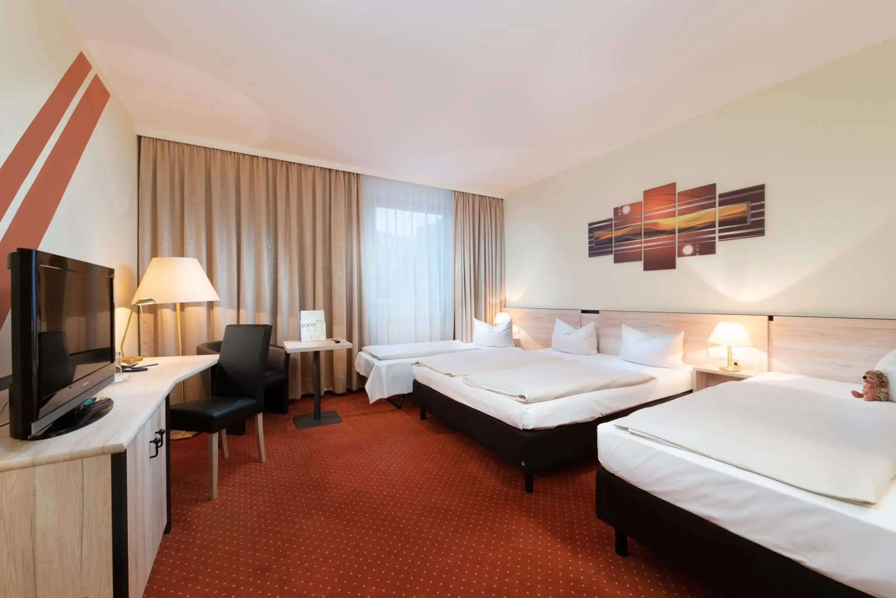 Superior Family Room (2 Adults + 2 Children) in NOVINA HOTEL Südwestpark Superior Family Room (2 Adults + 2 Children) in NOVINA HOTEL Südwestpark