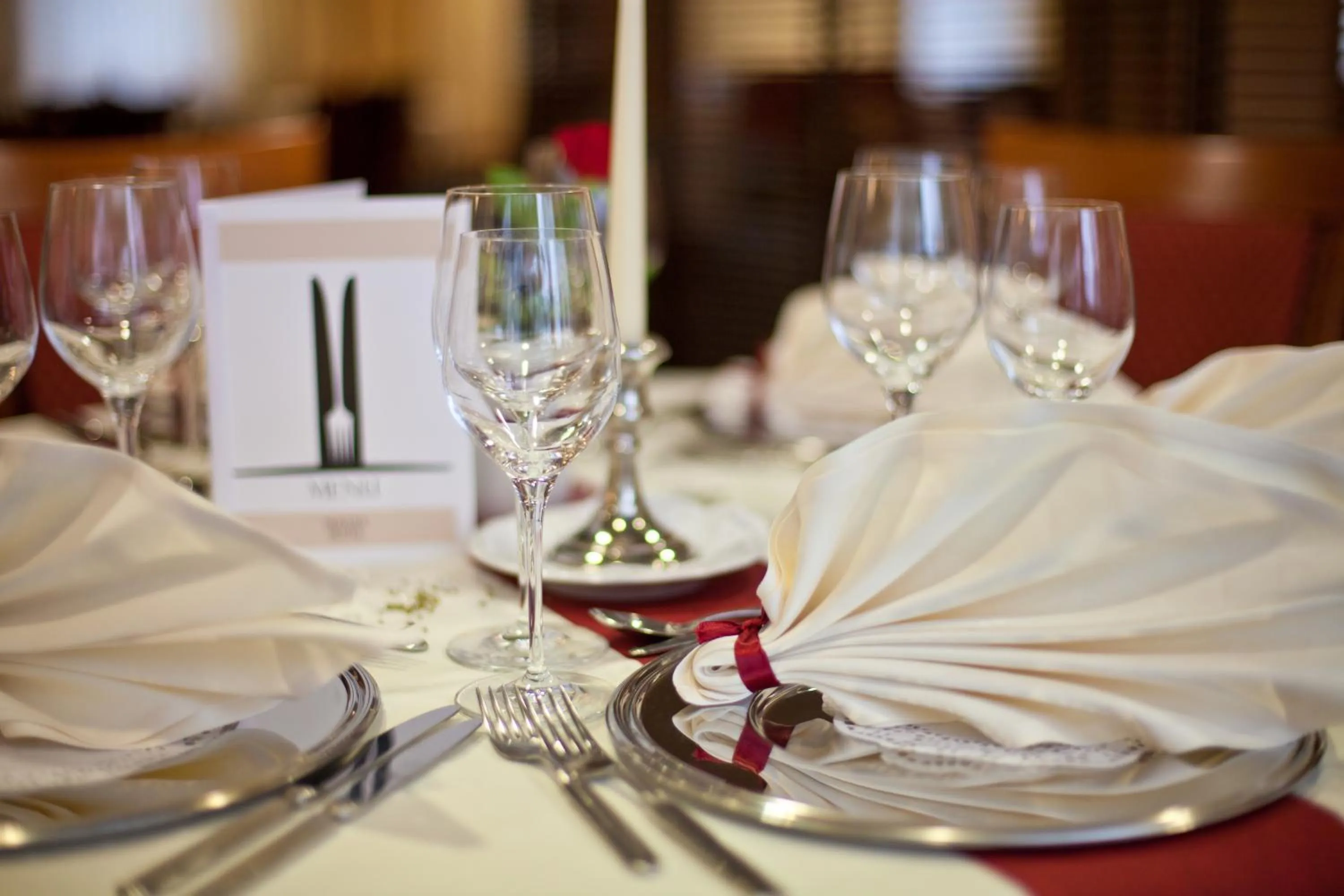 Restaurant/places to eat in NOVINA HOTEL Südwestpark