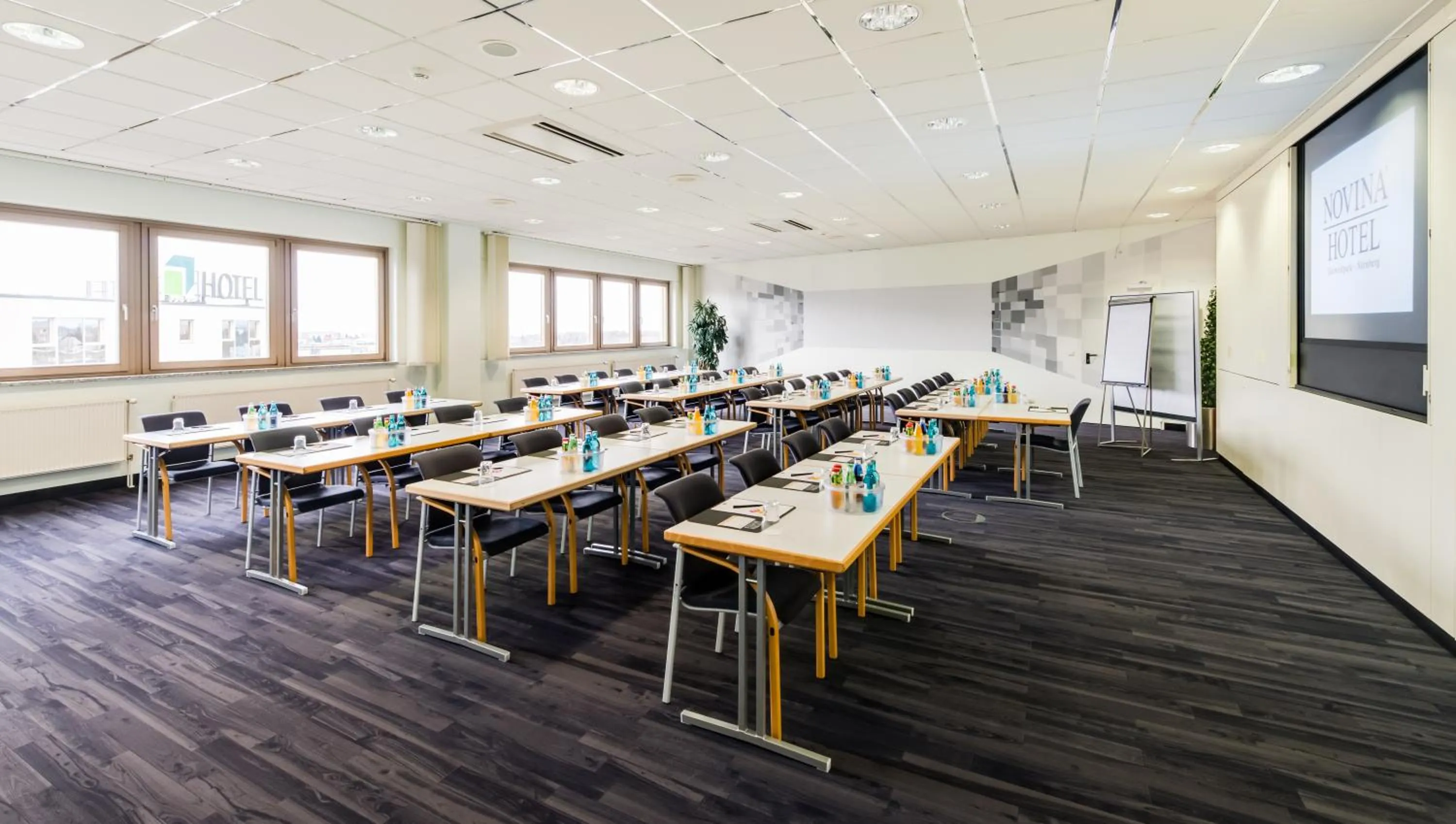 Meeting/conference room in NOVINA HOTEL Südwestpark