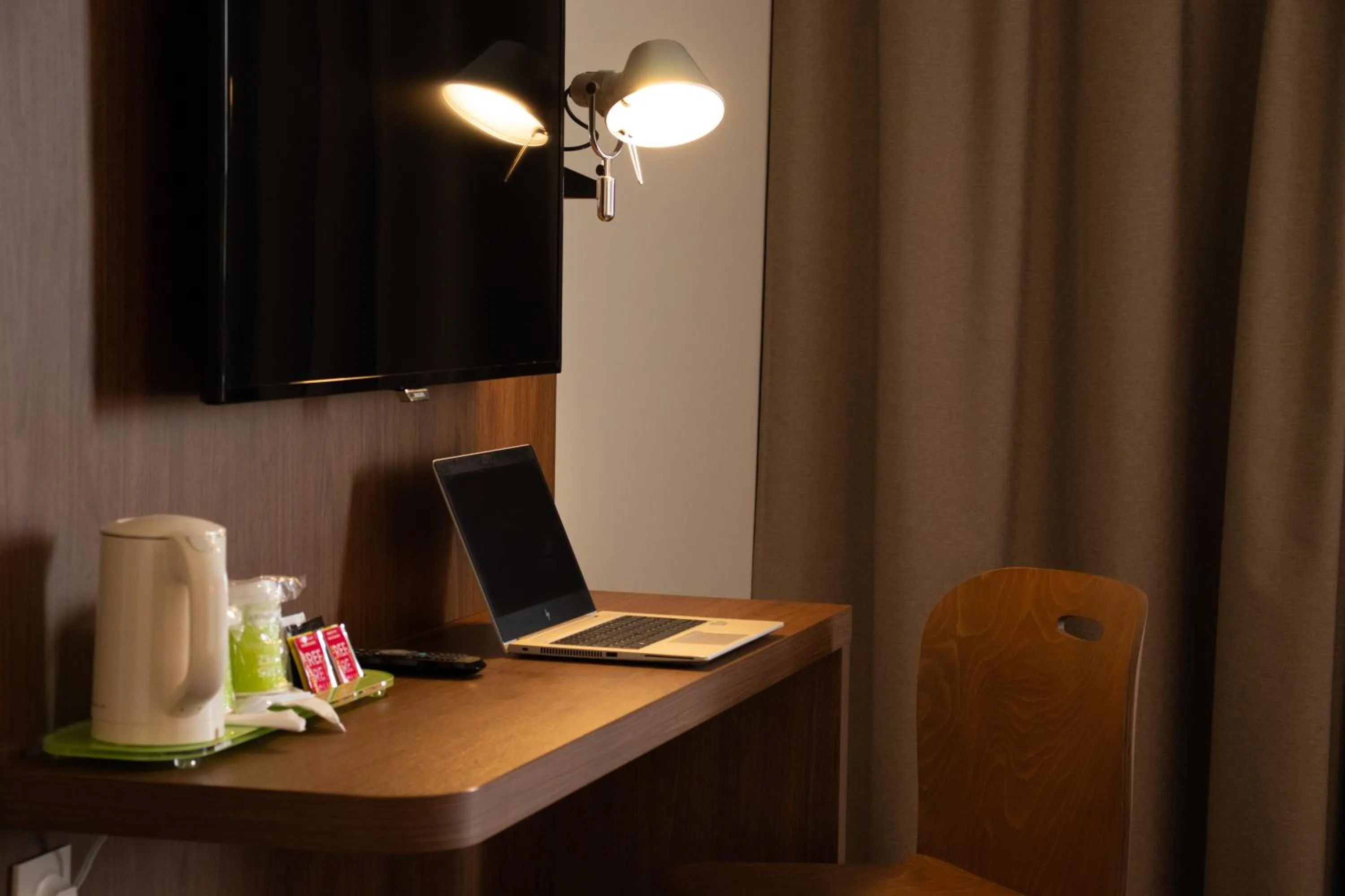 Coffee/tea facilities in Campanile PRIME - Rungis Orly